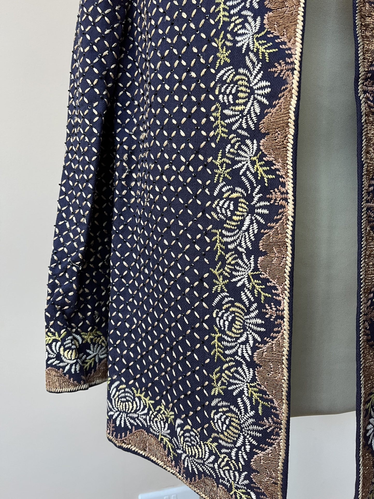 Vintage embroidered jacket Size 8/10