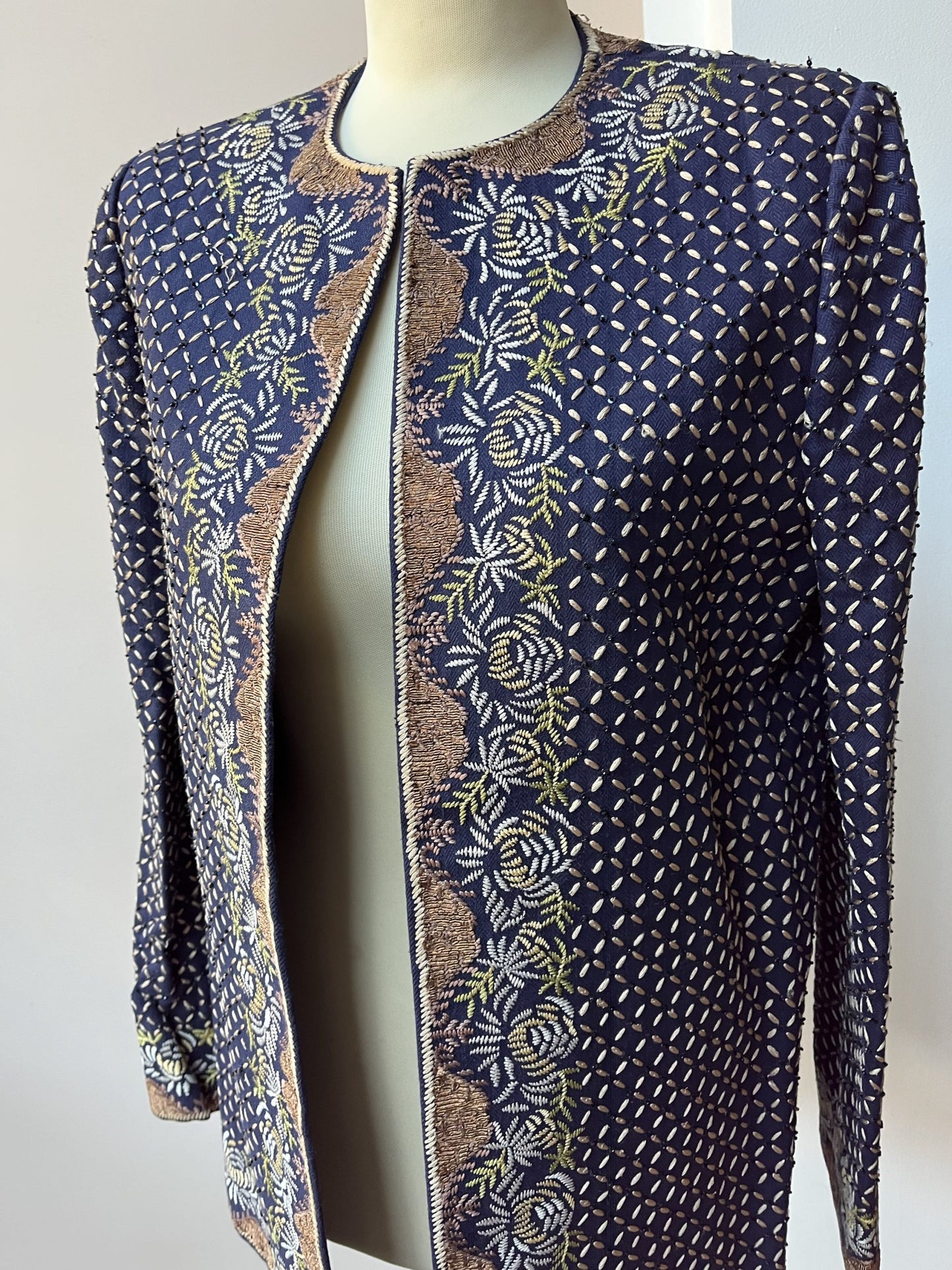 Vintage embroidered jacket Size 8/10