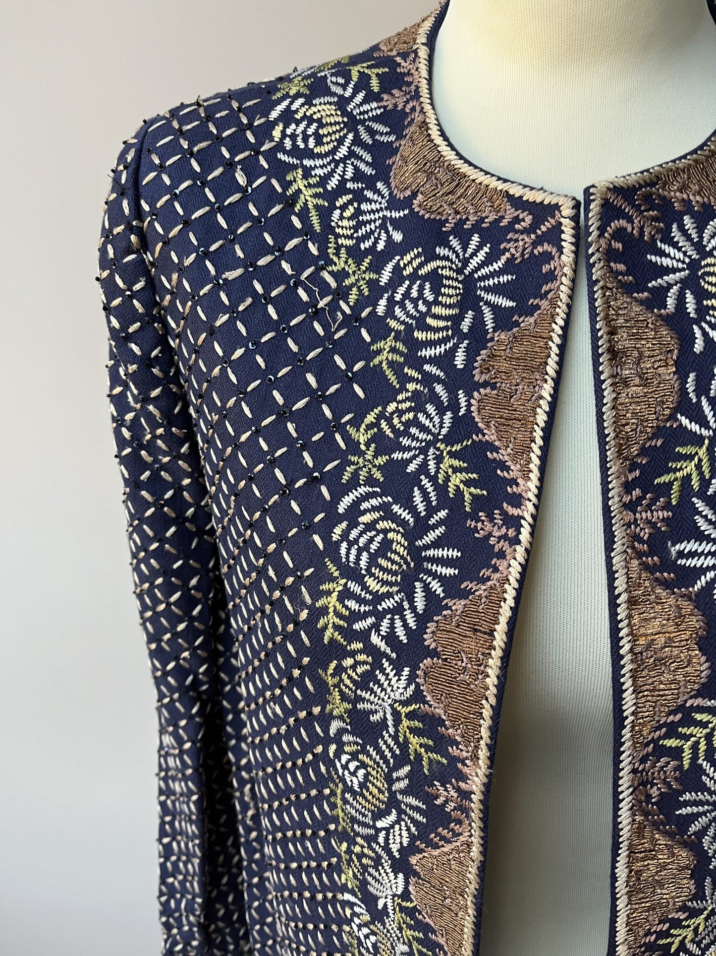 Vintage embroidered jacket Size 8/10