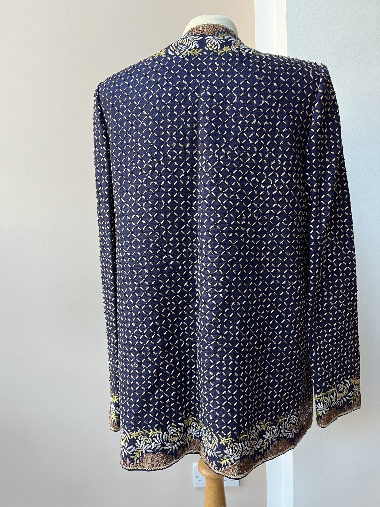 Vintage embroidered jacket Size 8/10