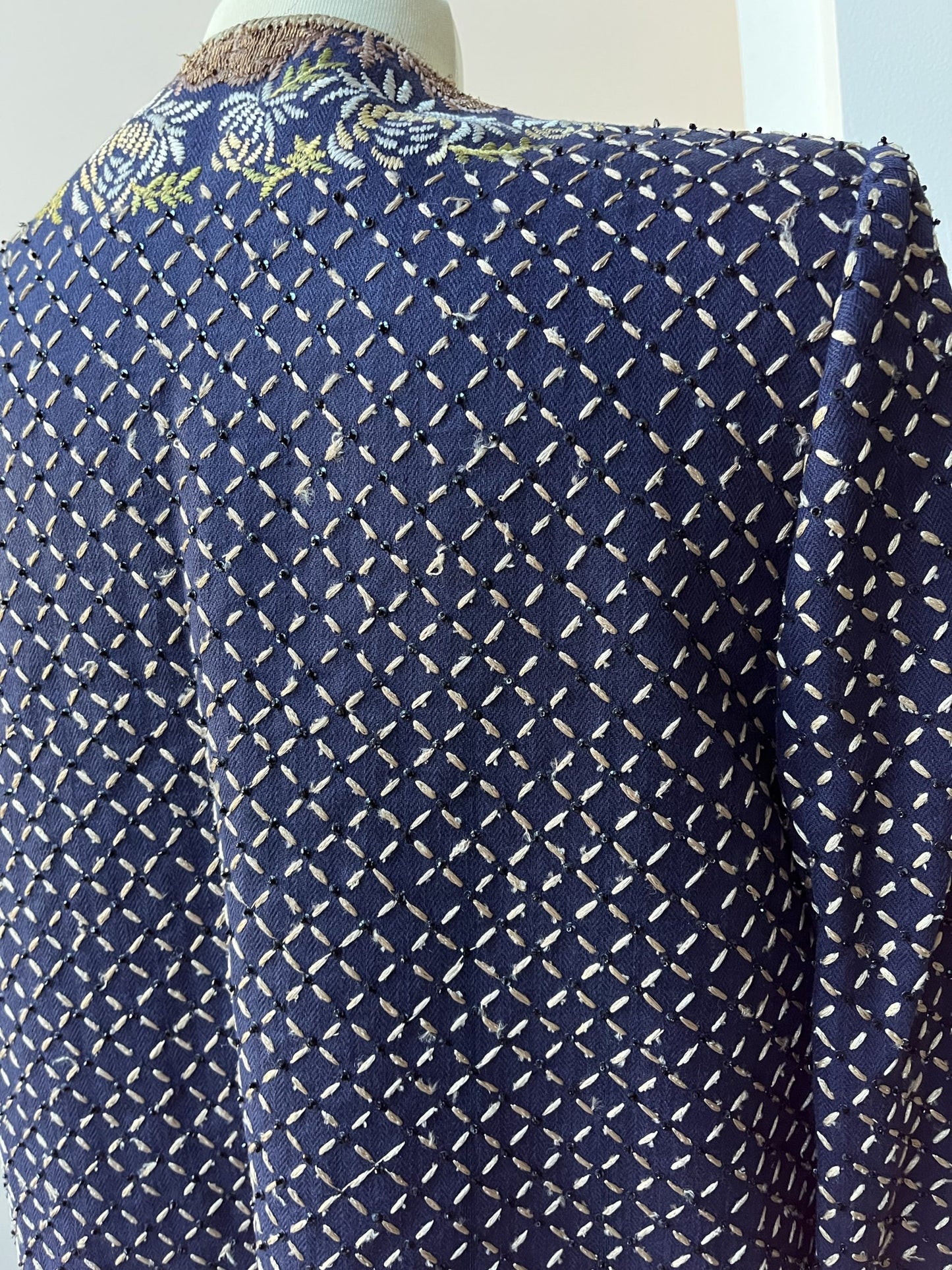 Vintage embroidered jacket Size 8/10