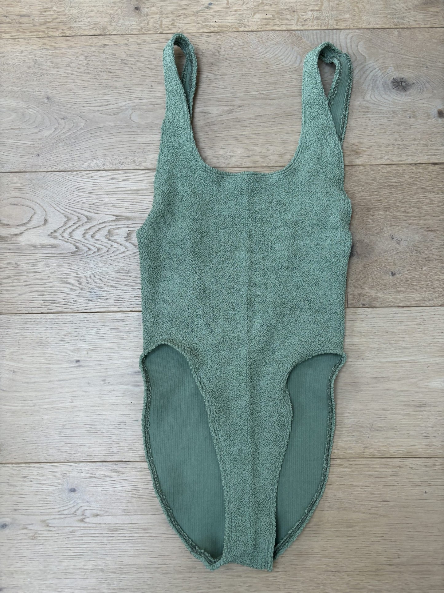 Green crinkle swimsuit One Size