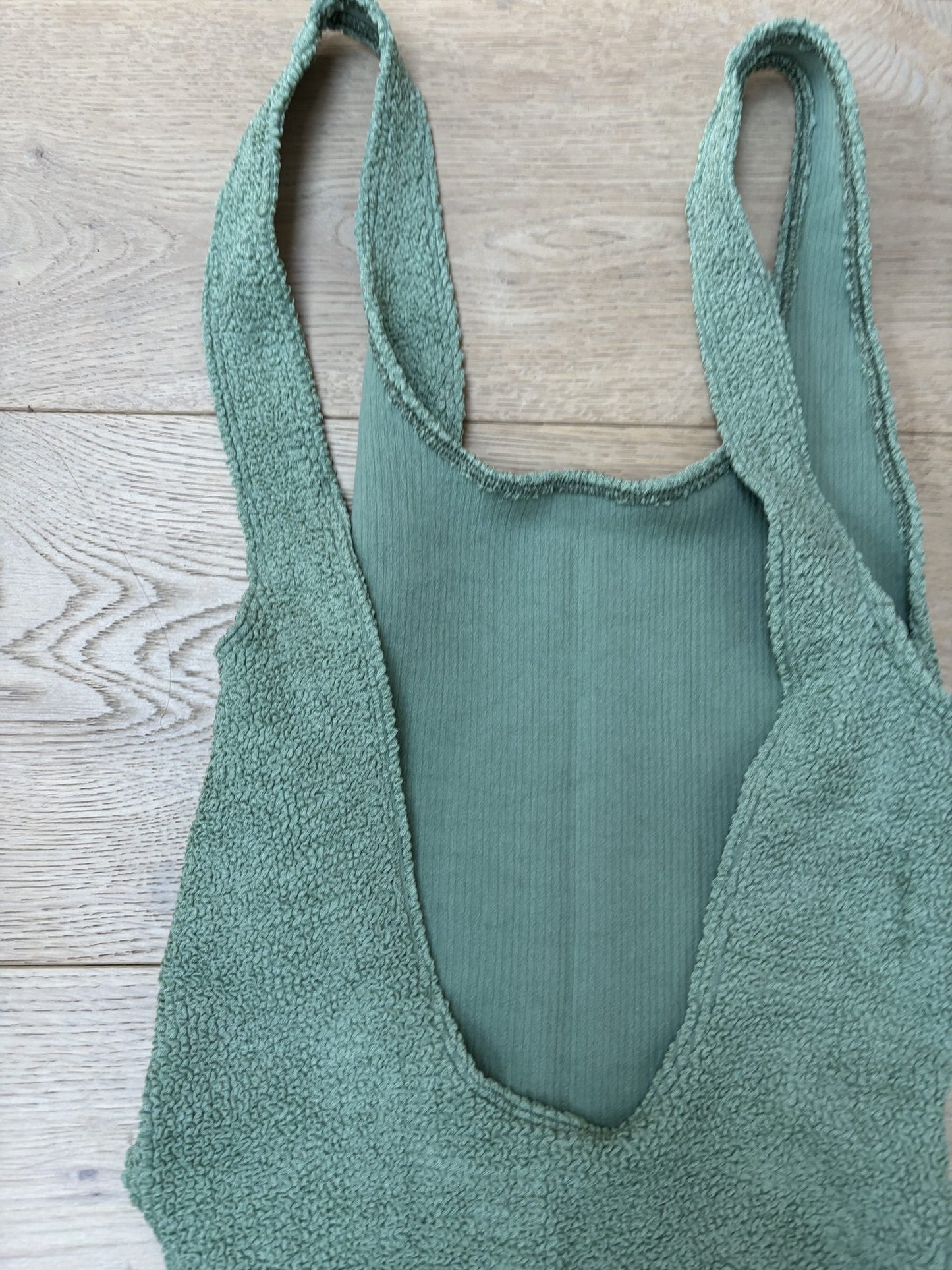 Green crinkle swimsuit One Size