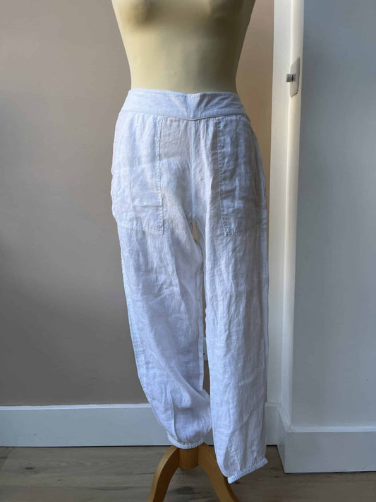 White lightweight trousers size 10