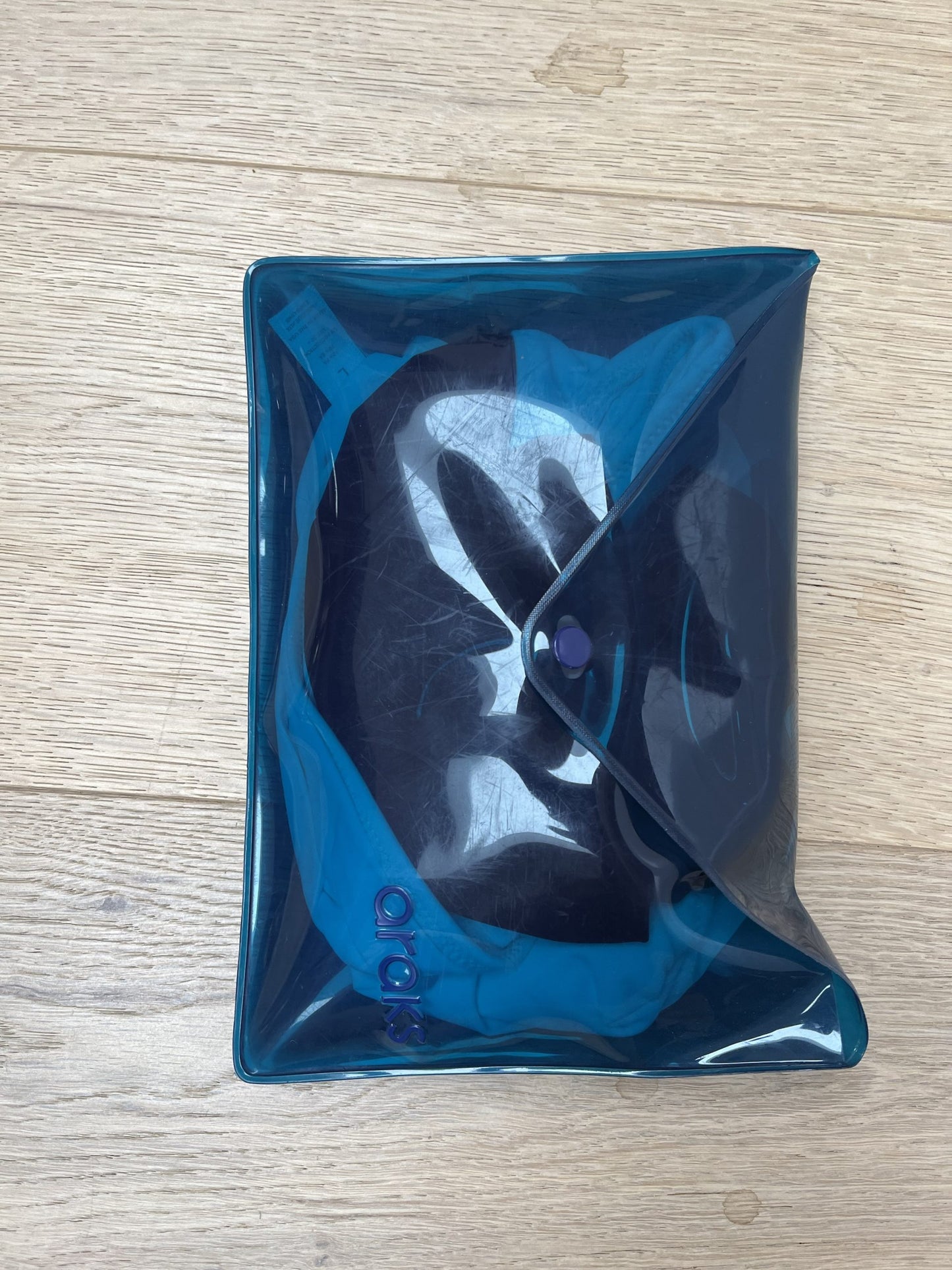 Araks cut out one shoulder swimsuit size Large