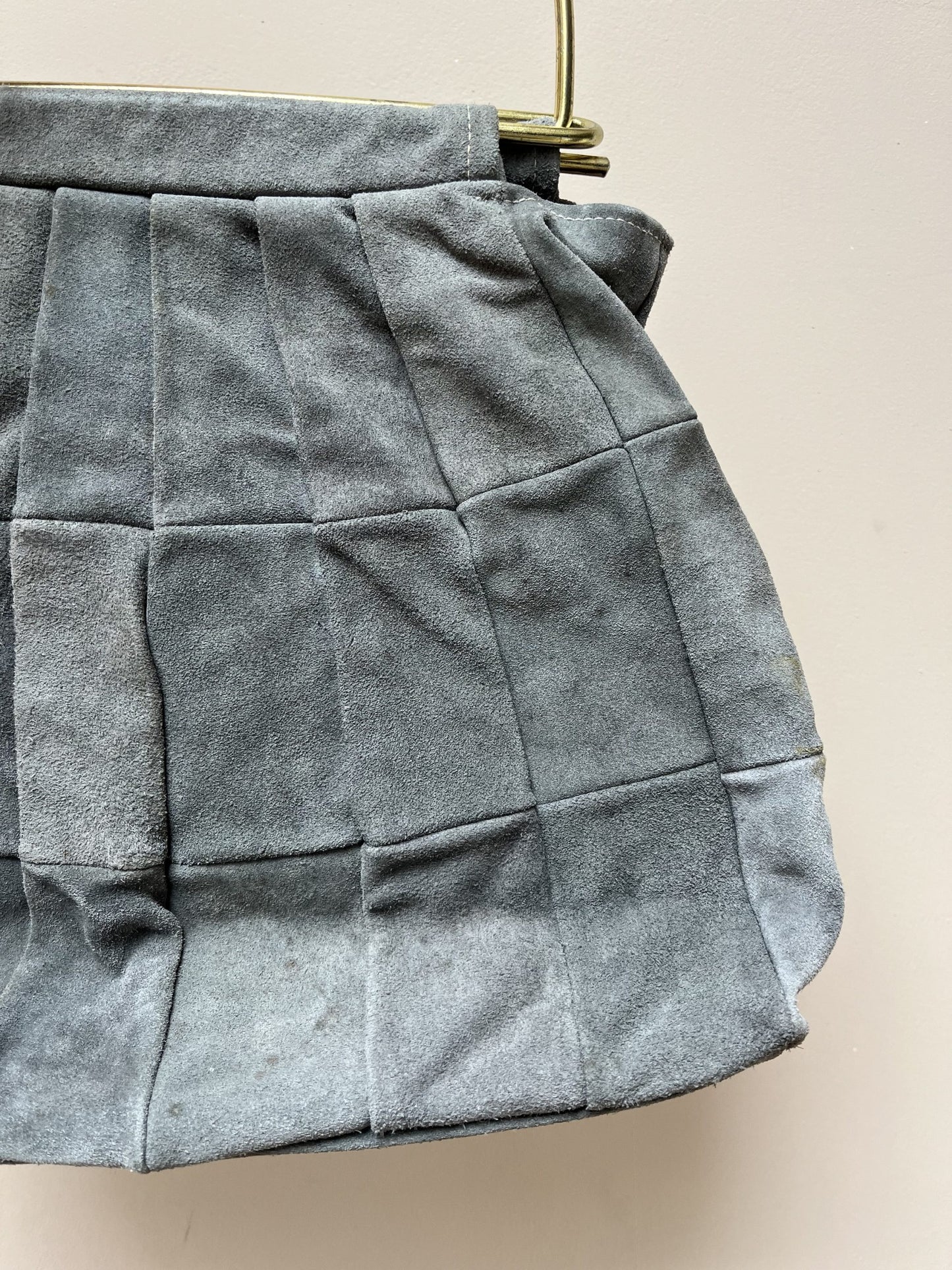 Vintage grey suede bag with gold handle