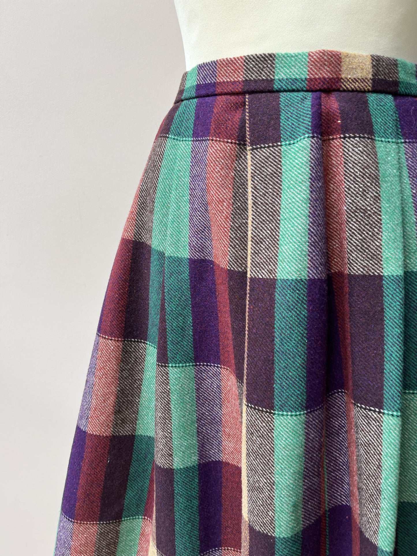 Vintage wool mix skirt size 10