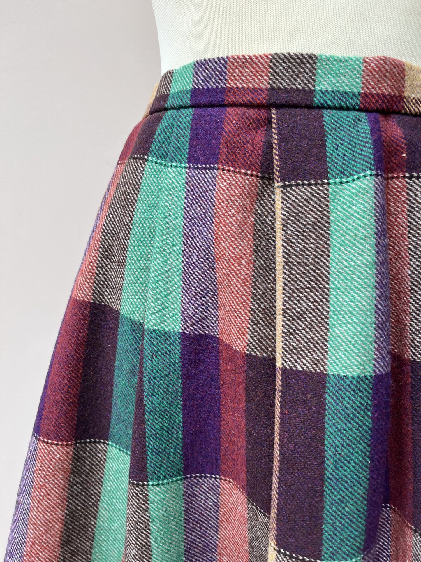 Vintage wool mix skirt size 10