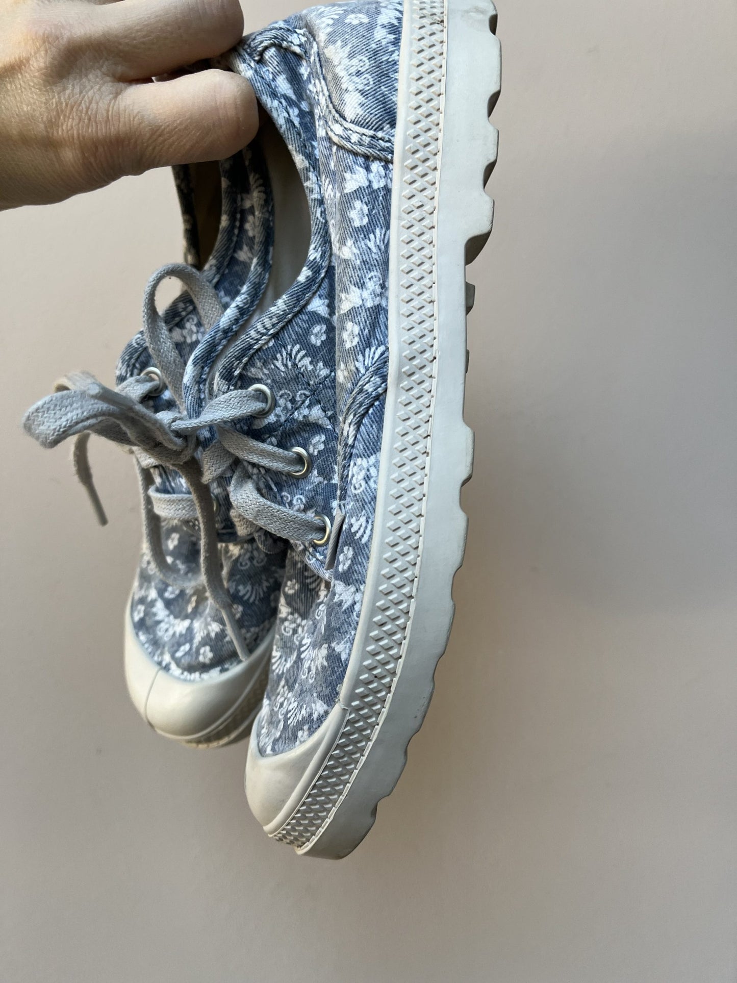 Palladium shoes size UK5