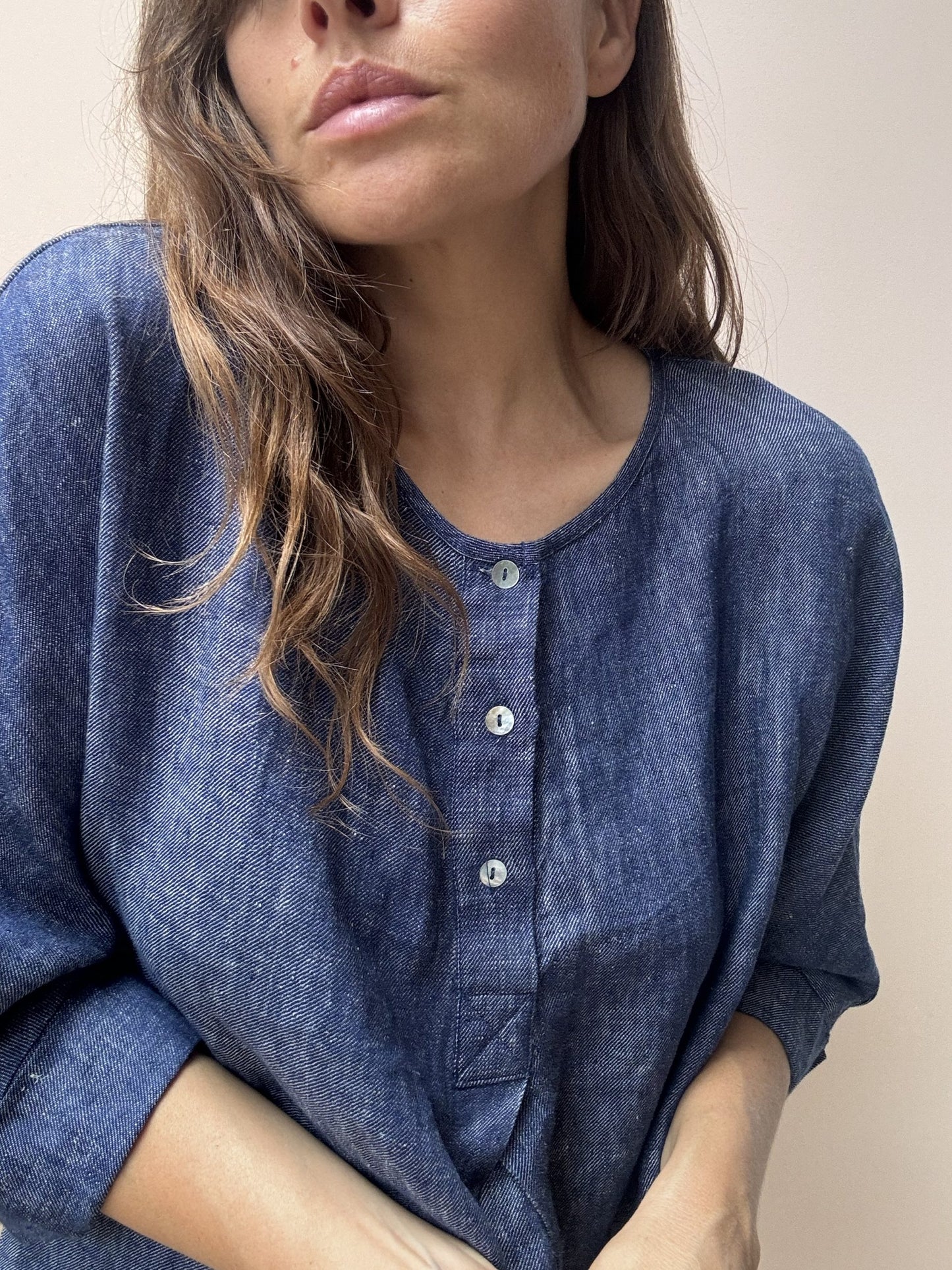 Blue linen top size 16