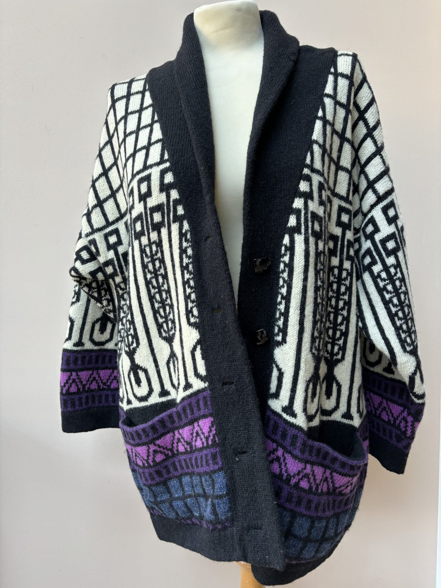 Vintage wool cardigan size 10/12