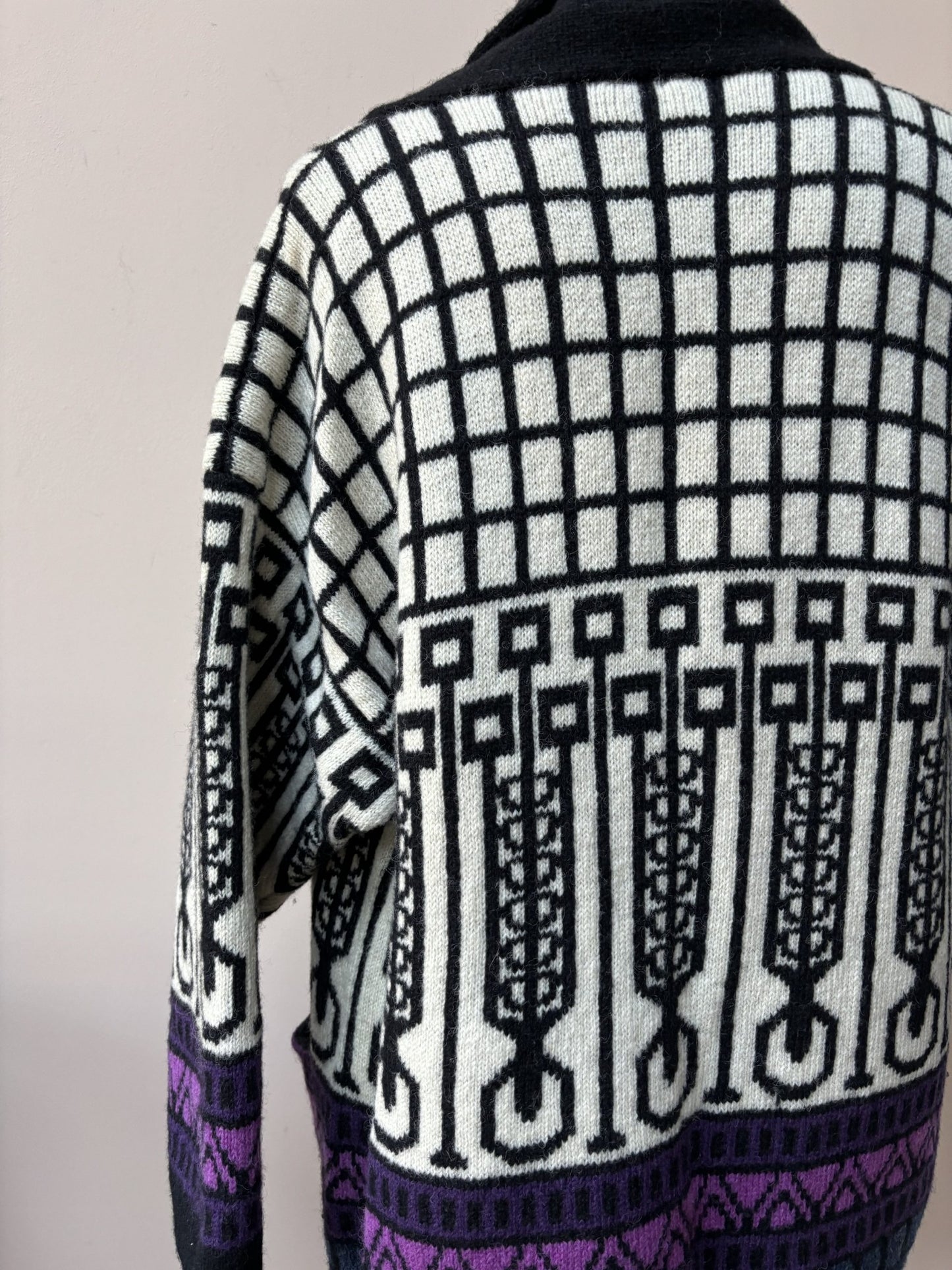 Vintage wool cardigan size 10/12