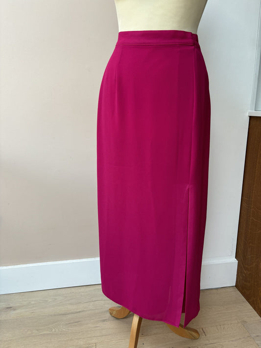 Vintage hot pink skirt with slit size 10/12