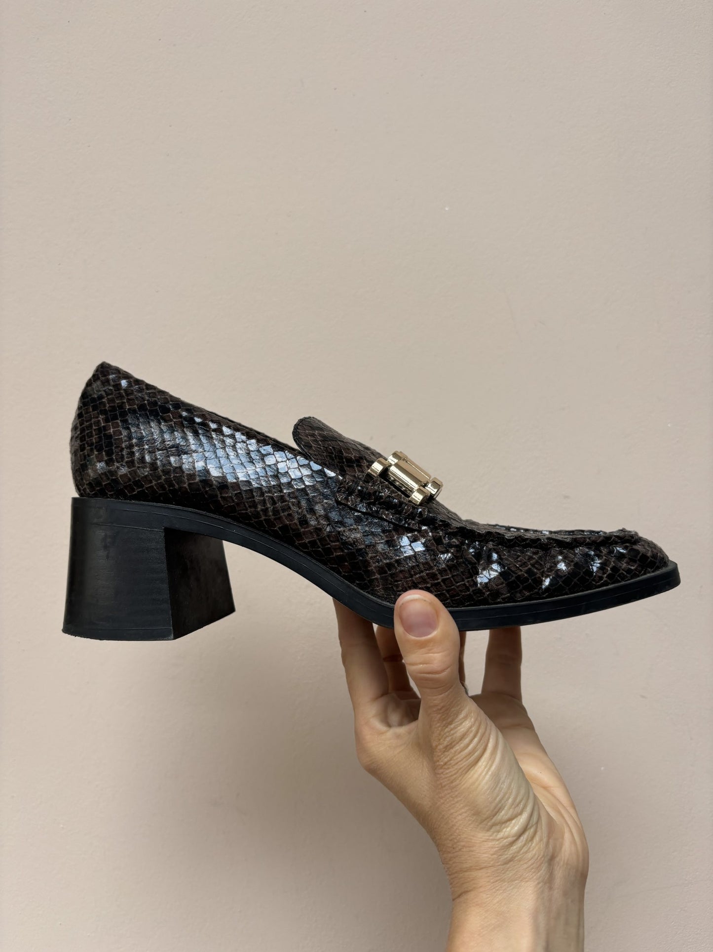 Leather snake print shoes with gold buckle uk5/6