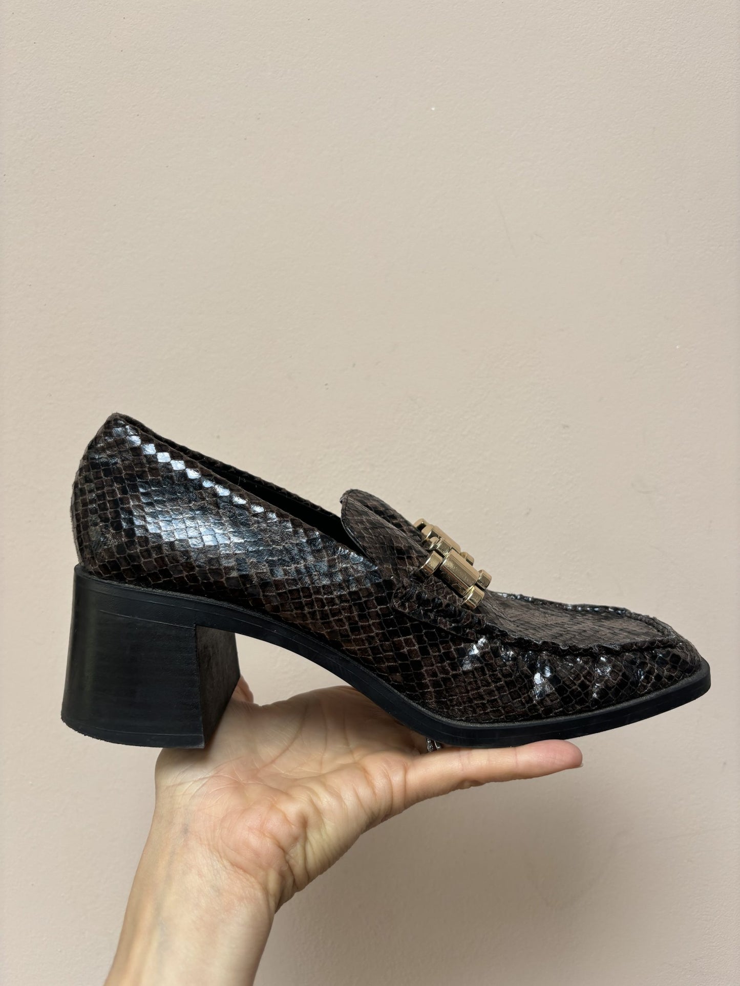 Leather snake print shoes with gold buckle uk5/6