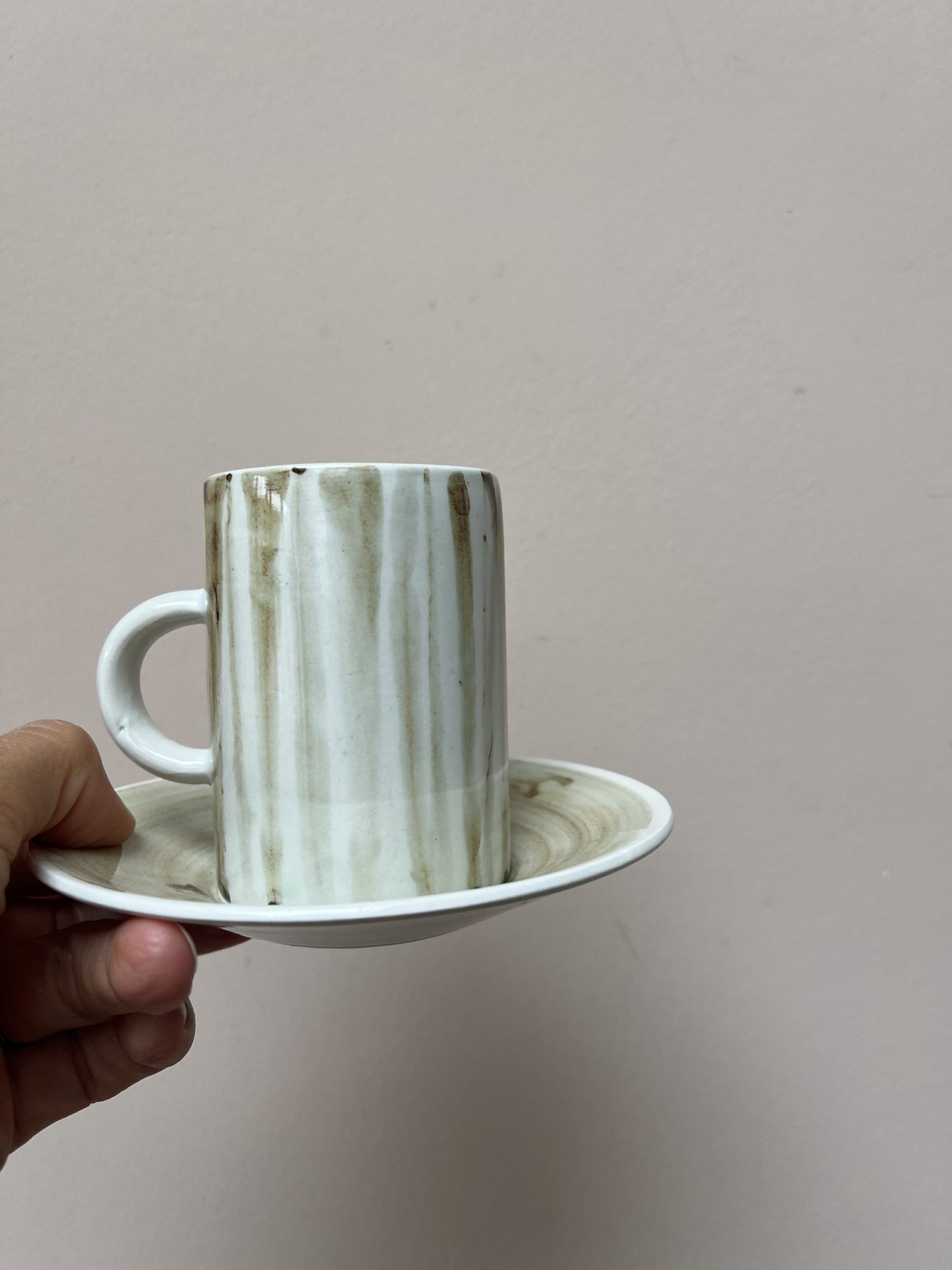 Little set of 2 cups and saucers