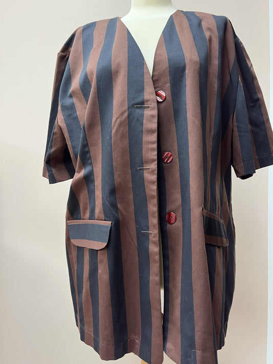 Vintage striped short sleeved blazer size 12-20