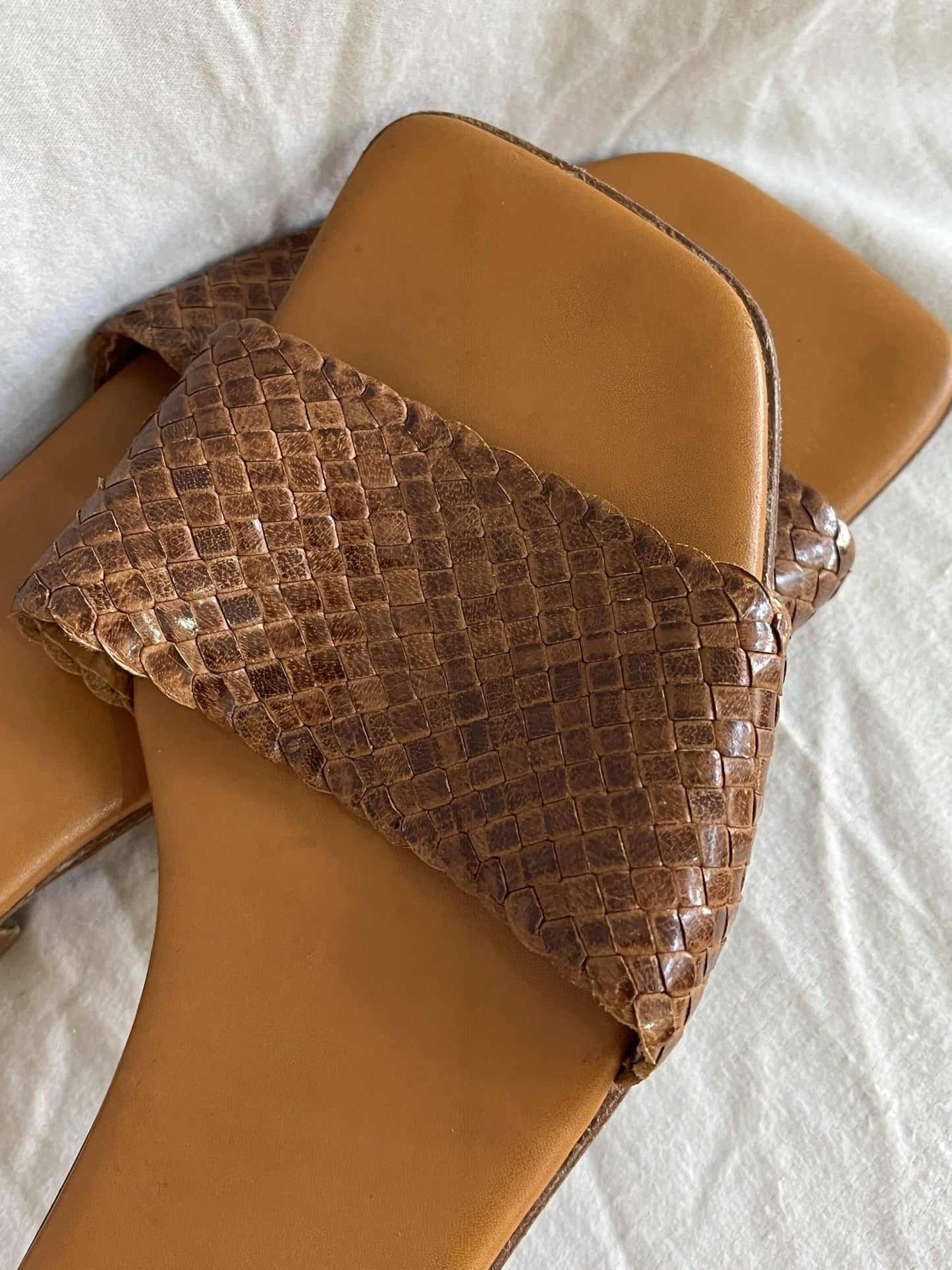 Leather sandals size U.K.5