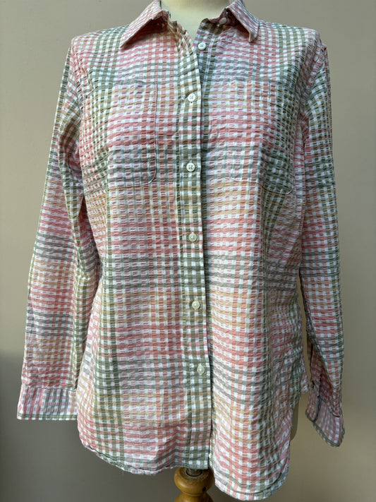 LL Bean shirt size Medium