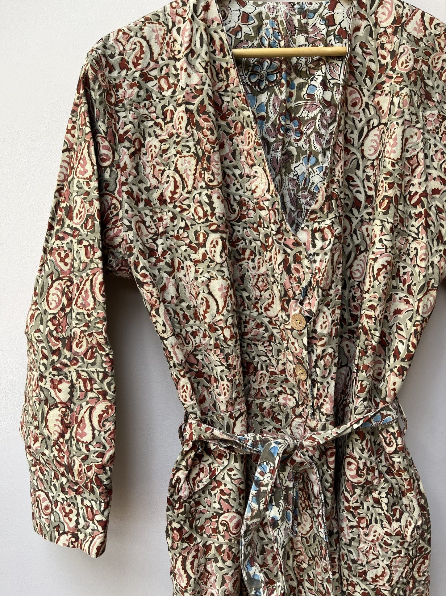 Ombaby reversible jumpsuit size Medium