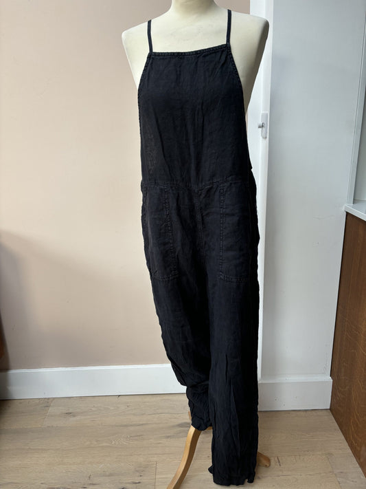Black linen jumpsuit size S
