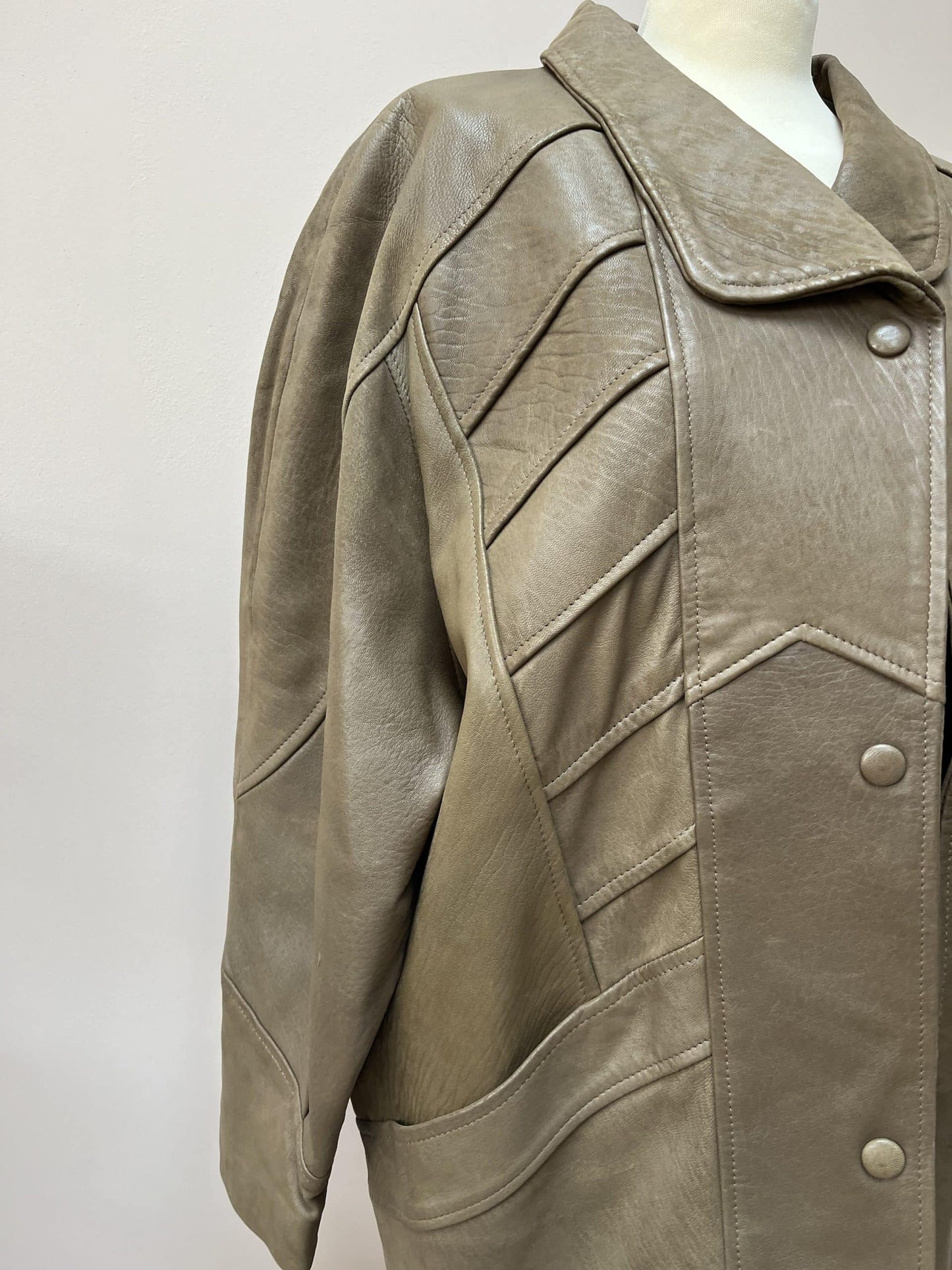 Vintage leather jacket size 14