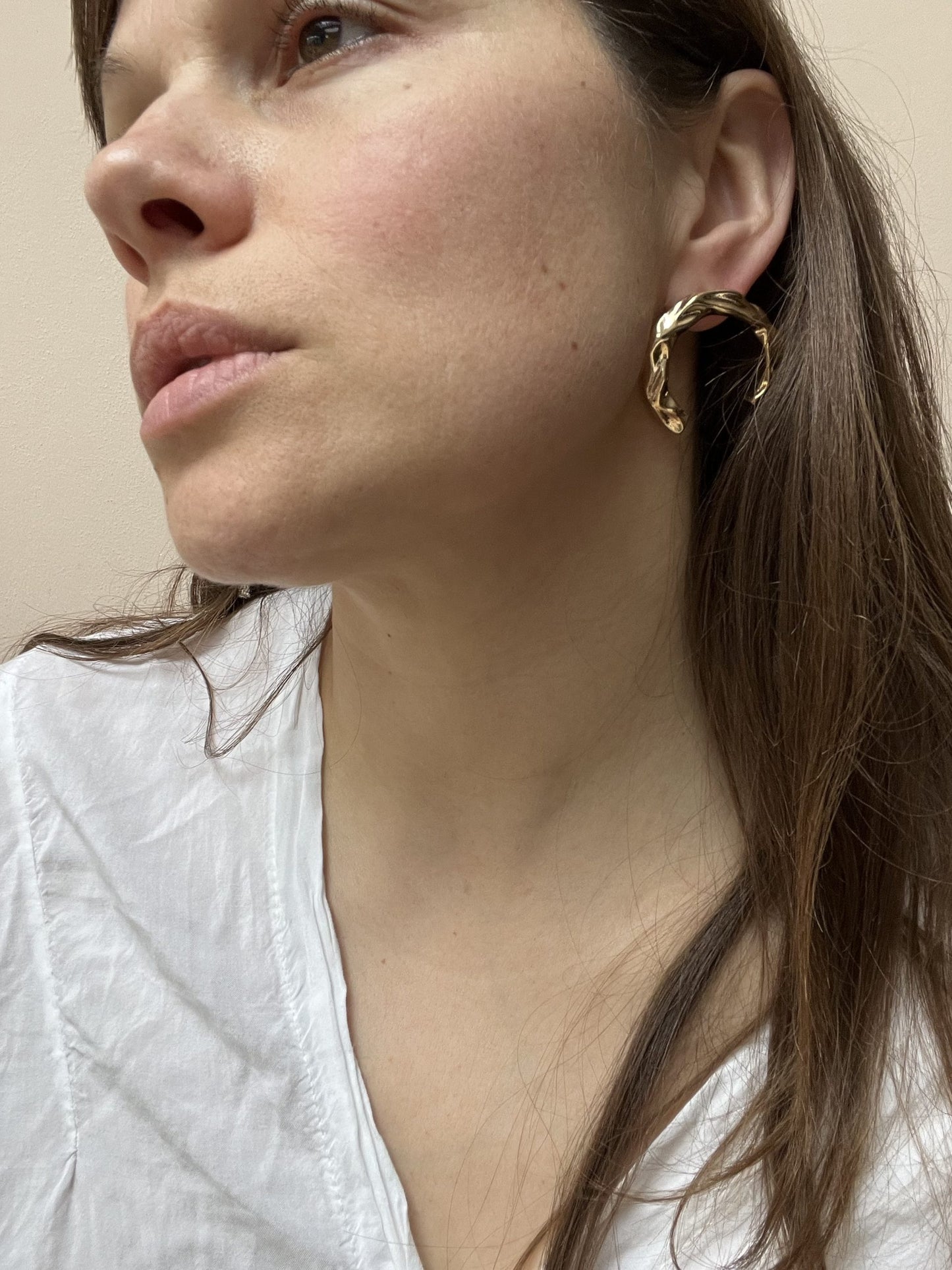 Gold horseshoe earrings