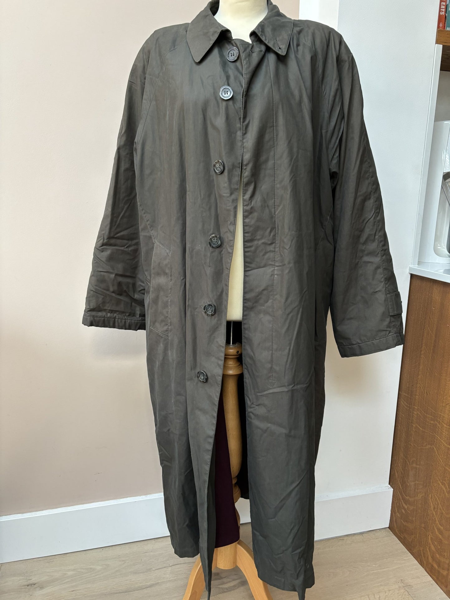 Long green coat, fully lined size 12