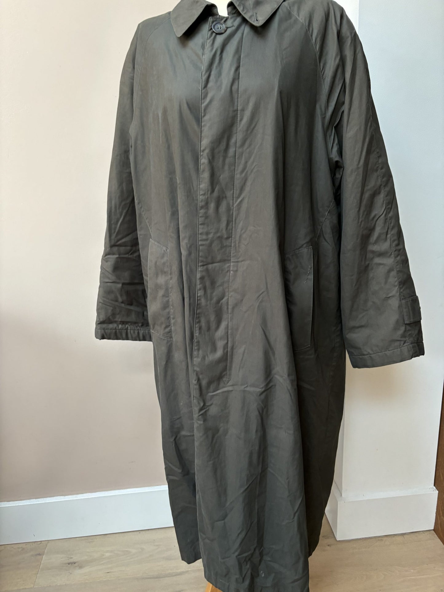 Long green coat, fully lined size 12