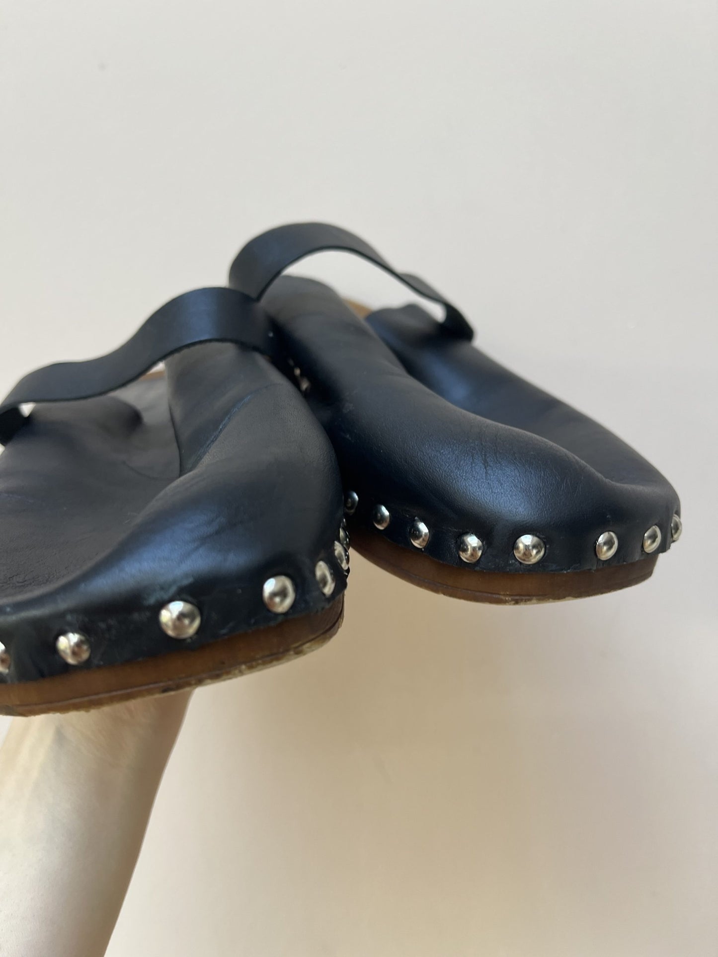 Leather clogs size U.K 8