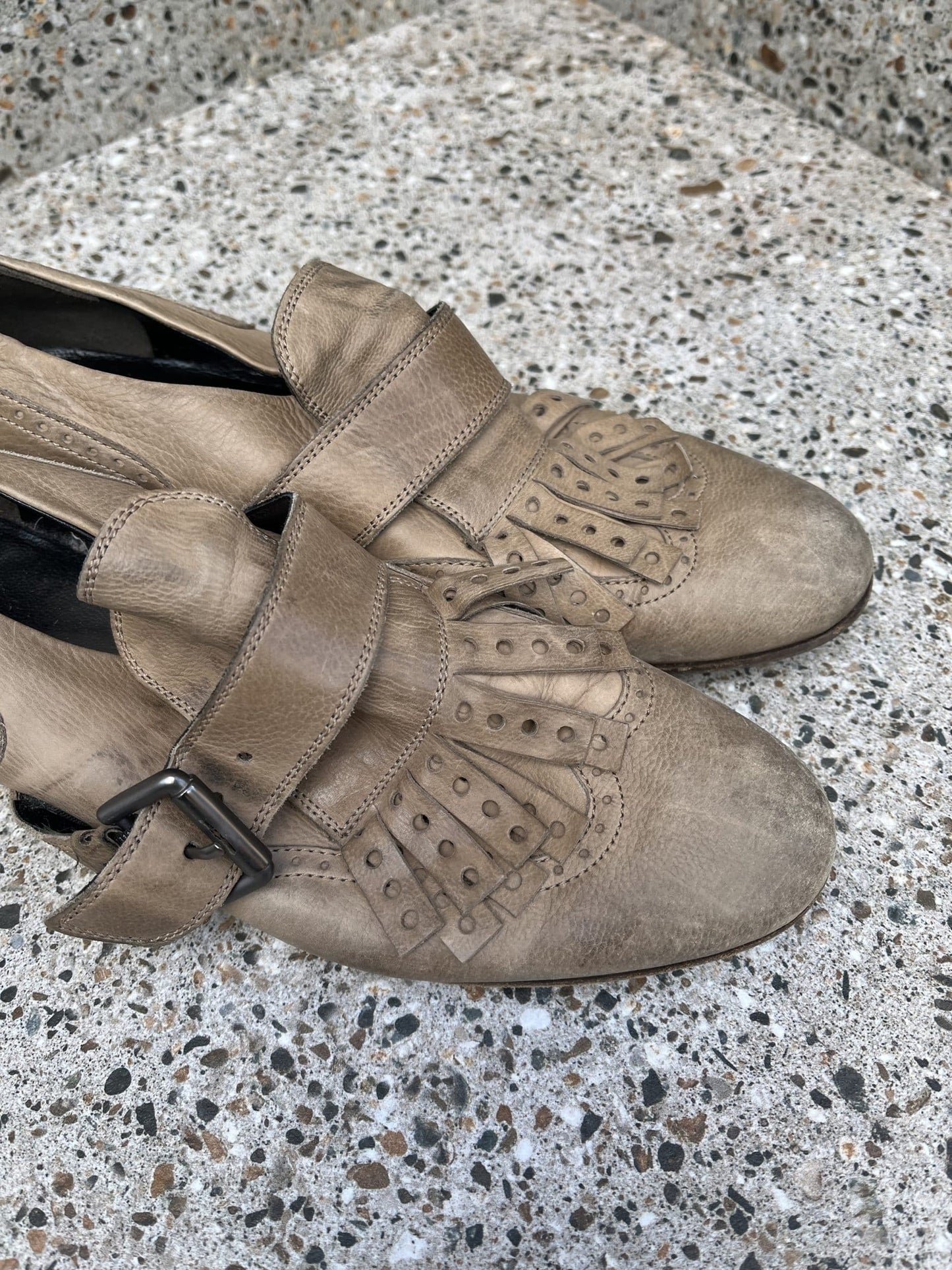 Vintage leather shoes size 4.5