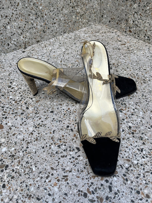 Vintage suede heels size 5