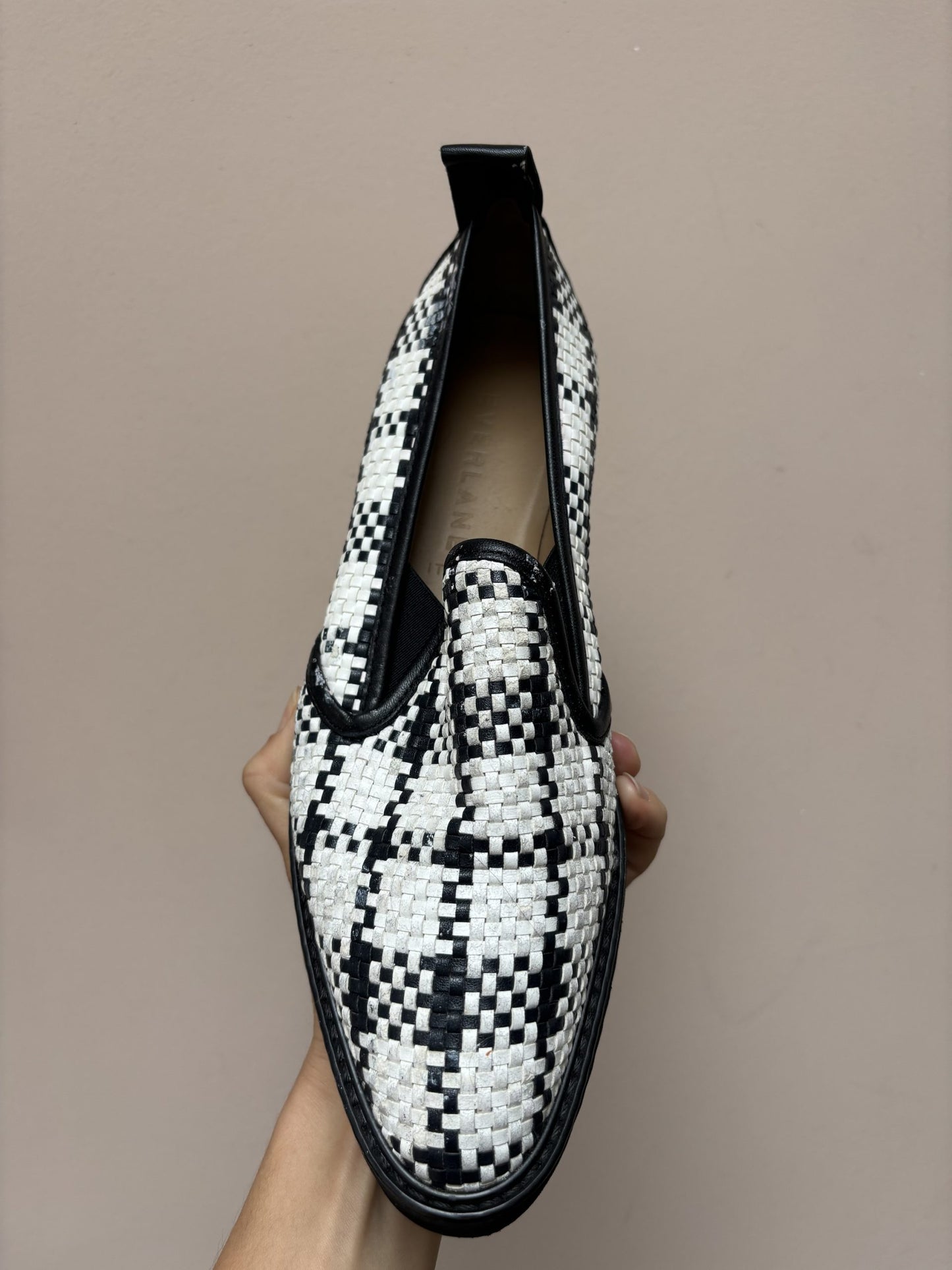 Woven leather shoes size 5