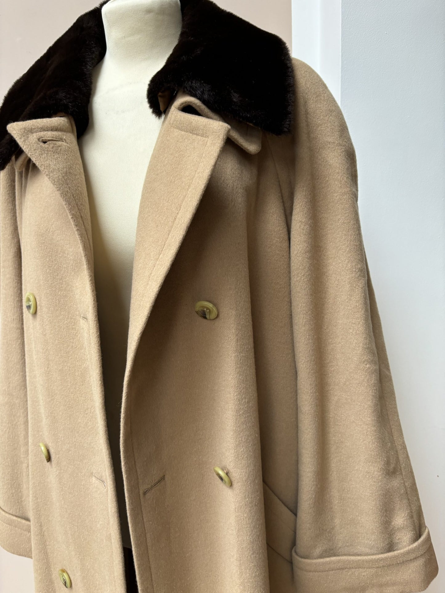 Vintage wool mix coat size 16