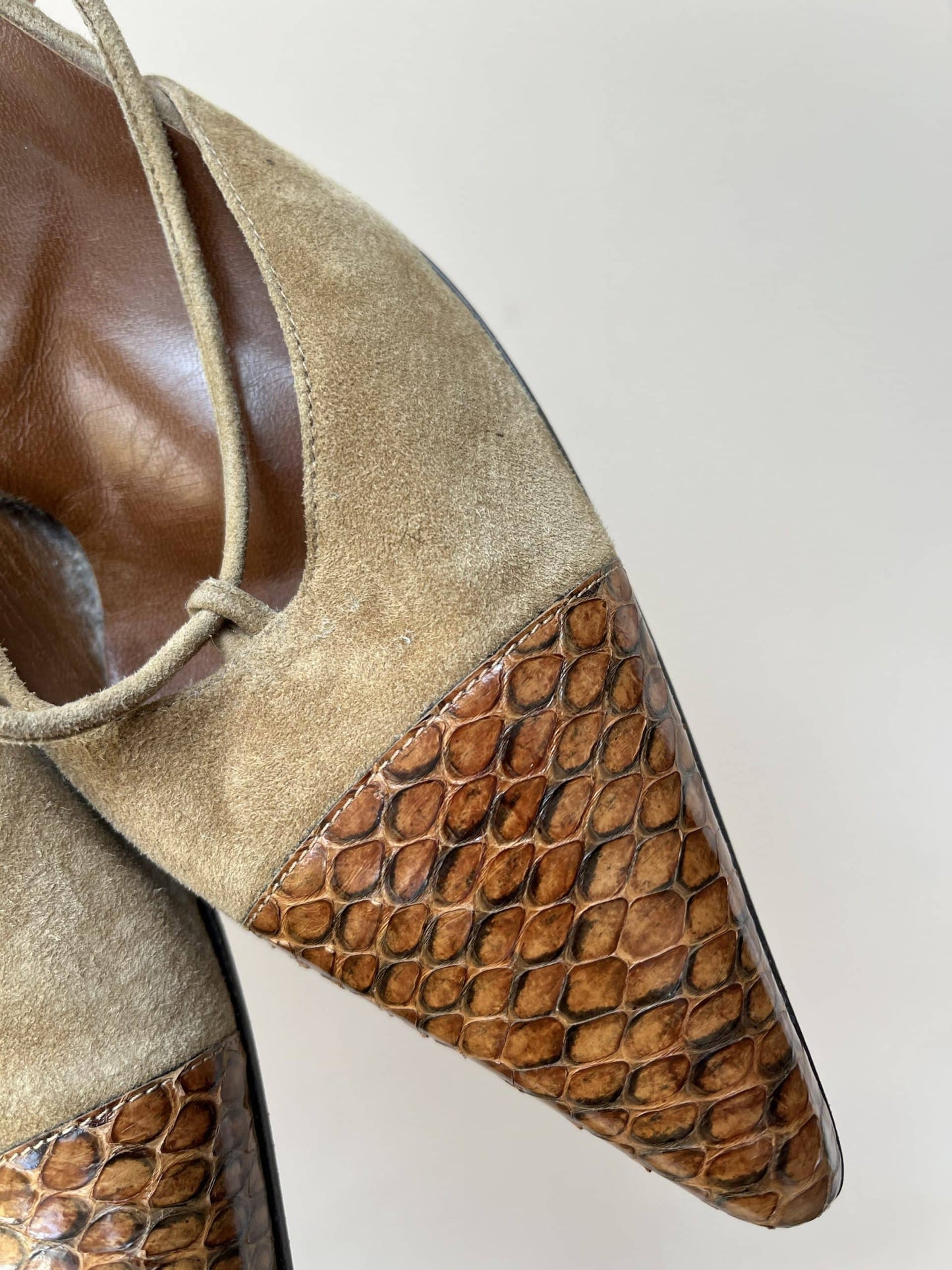 Leather sling back heels size uk5