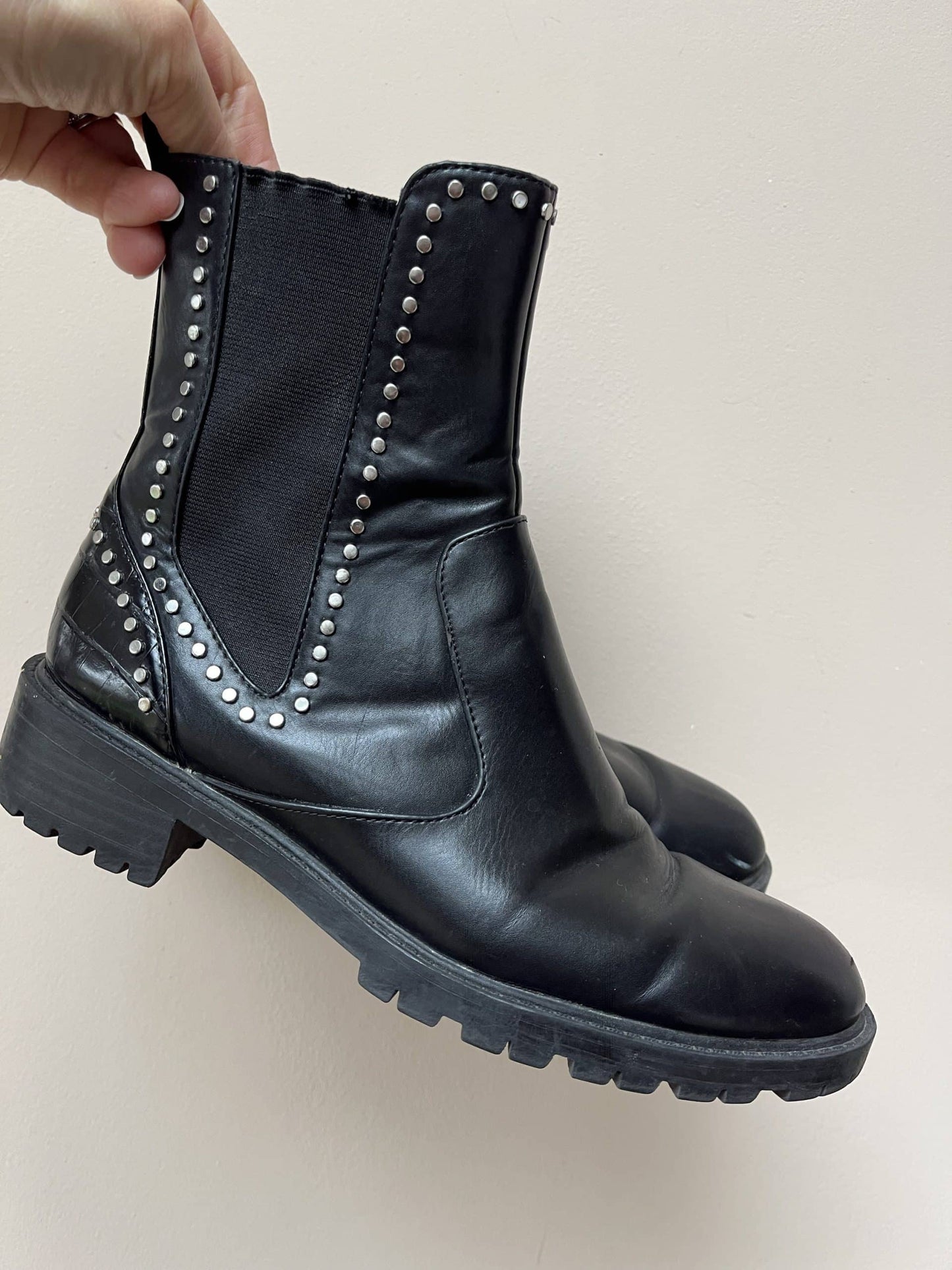 Zara boots size UK4