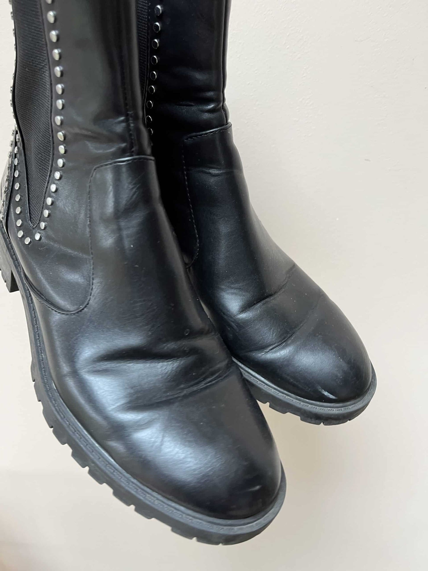 Zara boots size UK4