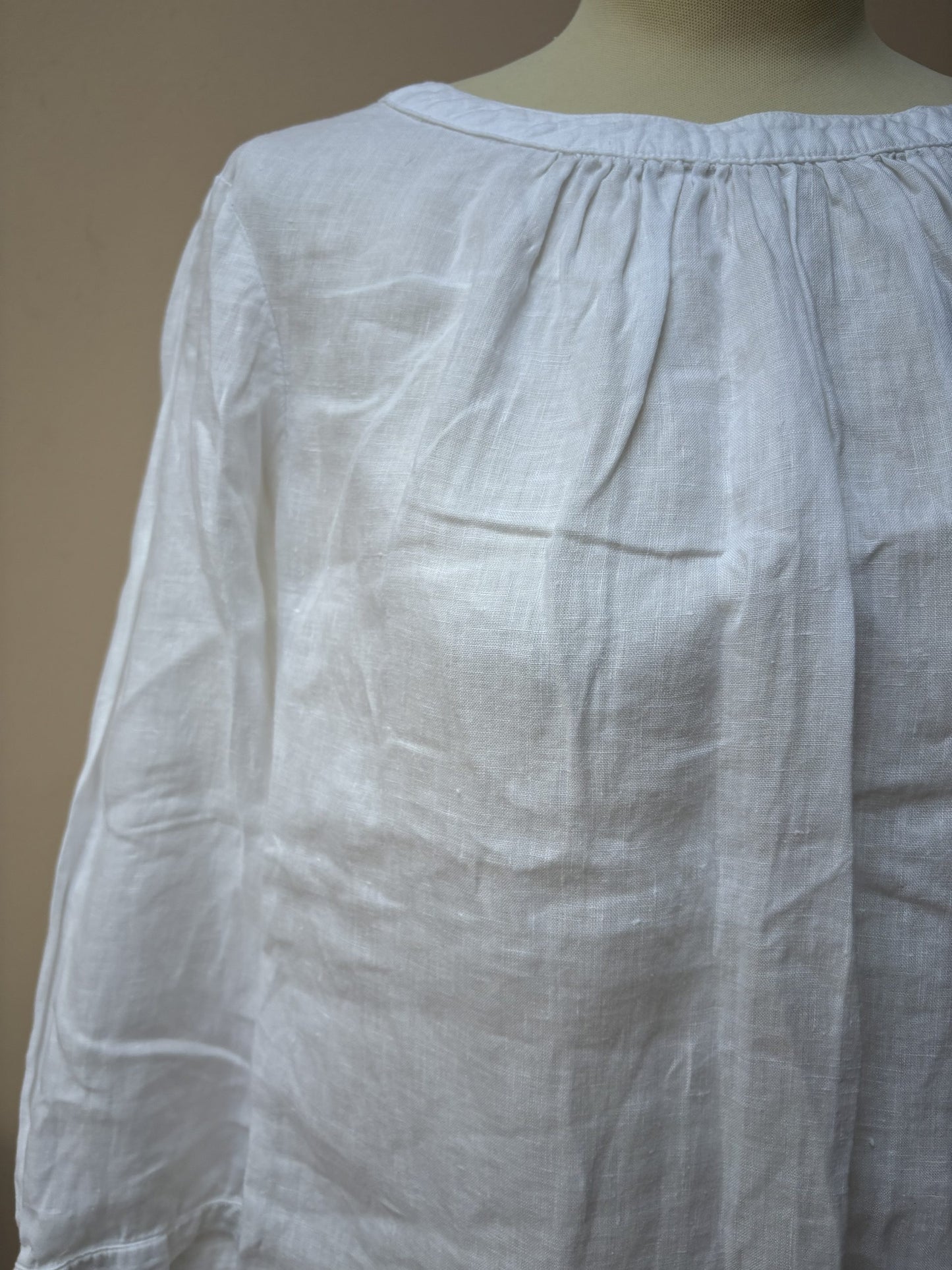 White linen top size 12