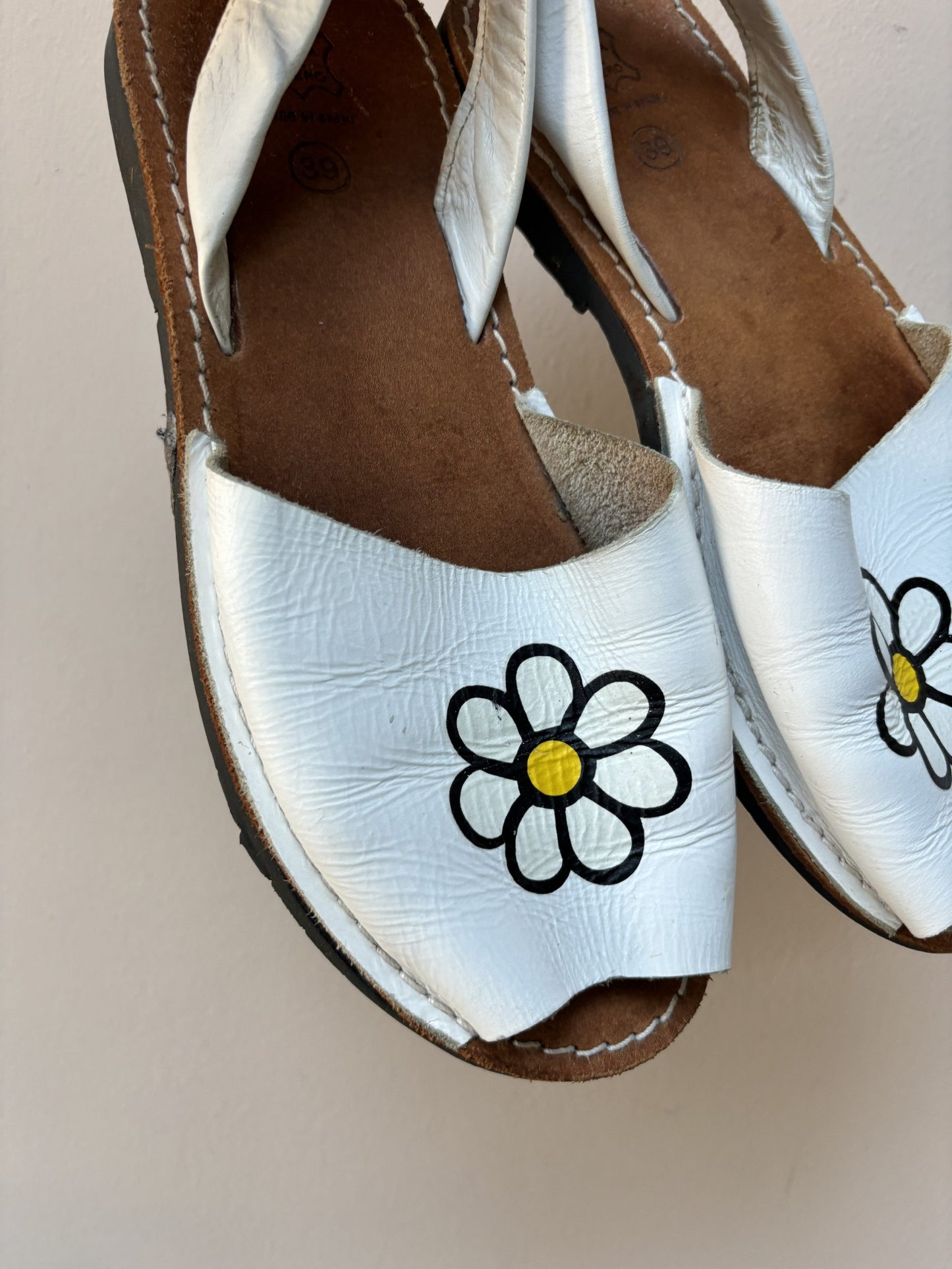 Leather slingback sandals size UK6