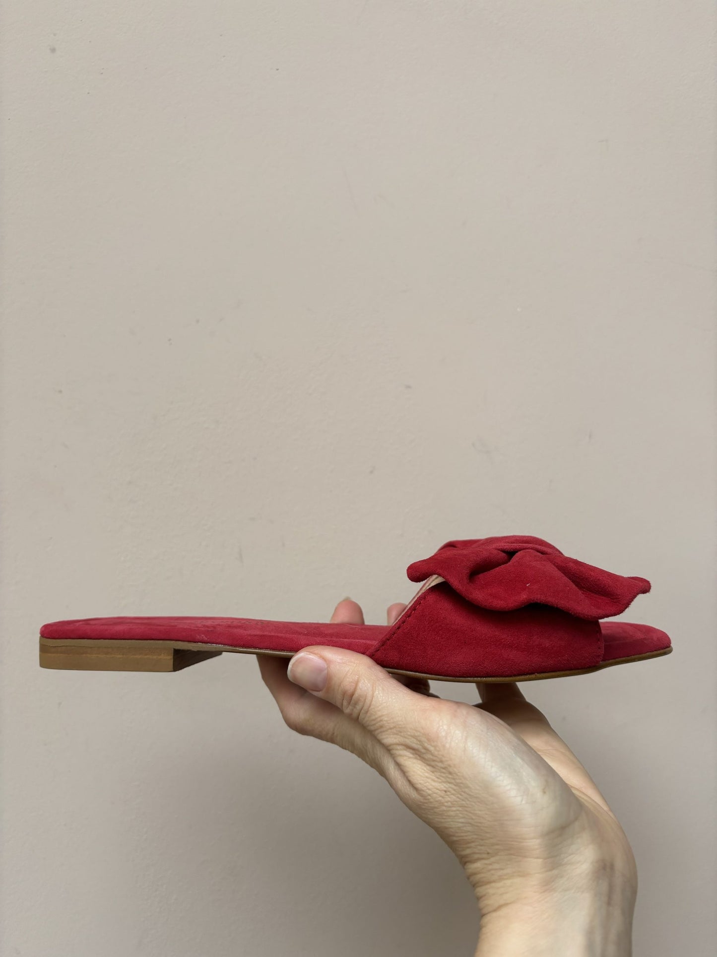 Stunning Russell &amp; Bromley red suede bow flats size UK5.5