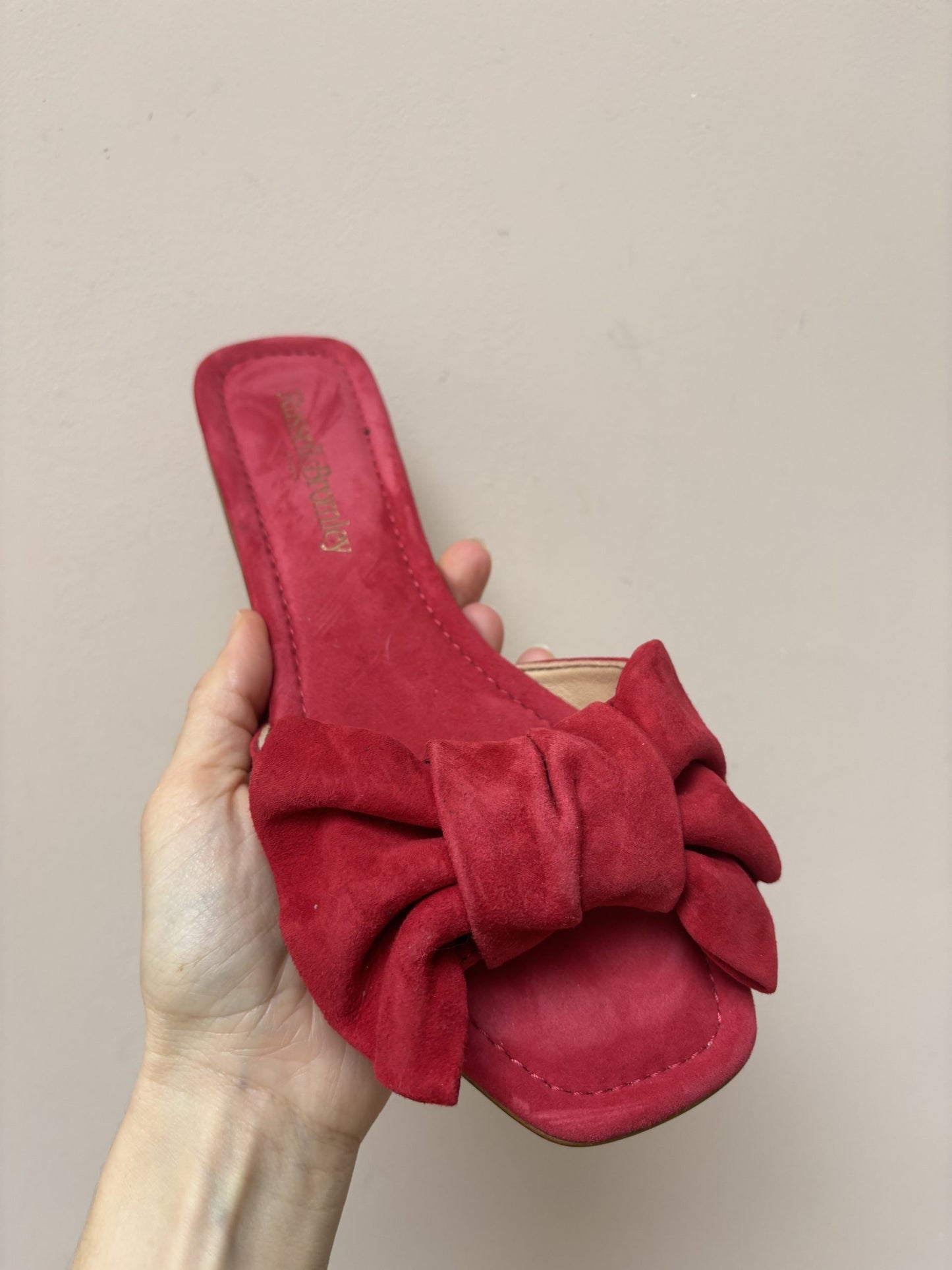 Stunning Russell &amp; Bromley red suede bow flats size UK5.5