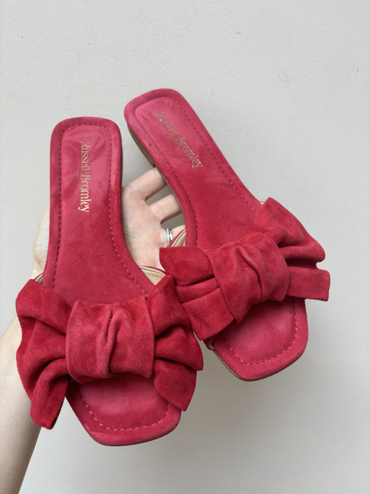 Stunning Russell &amp; Bromley red suede bow flats size UK5.5