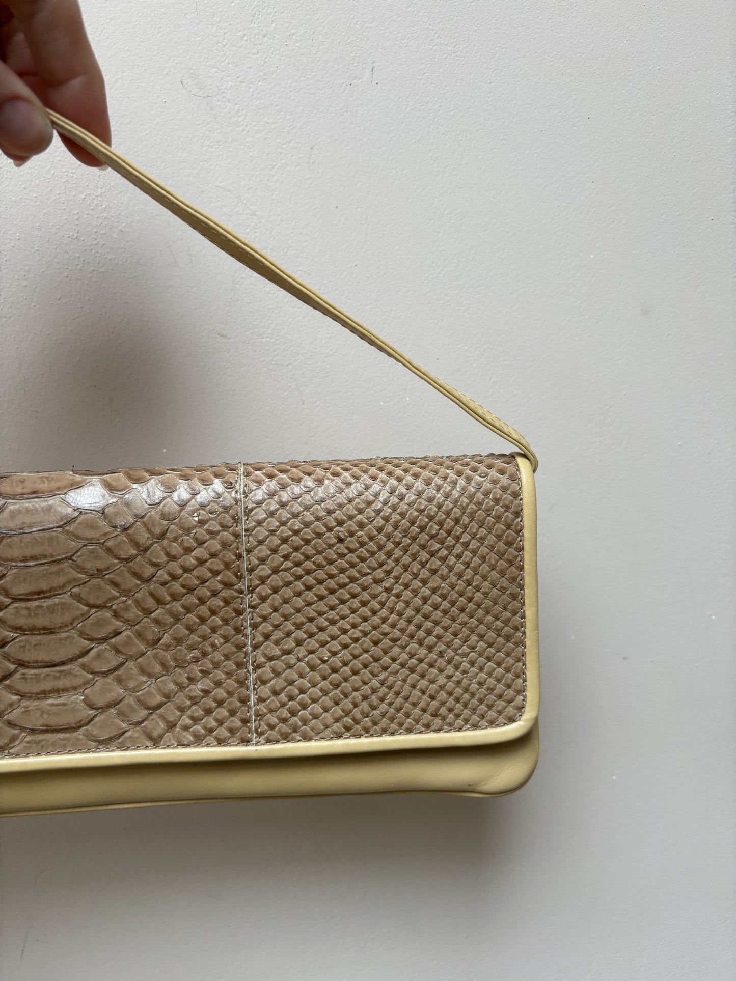 Vintage leather  bag