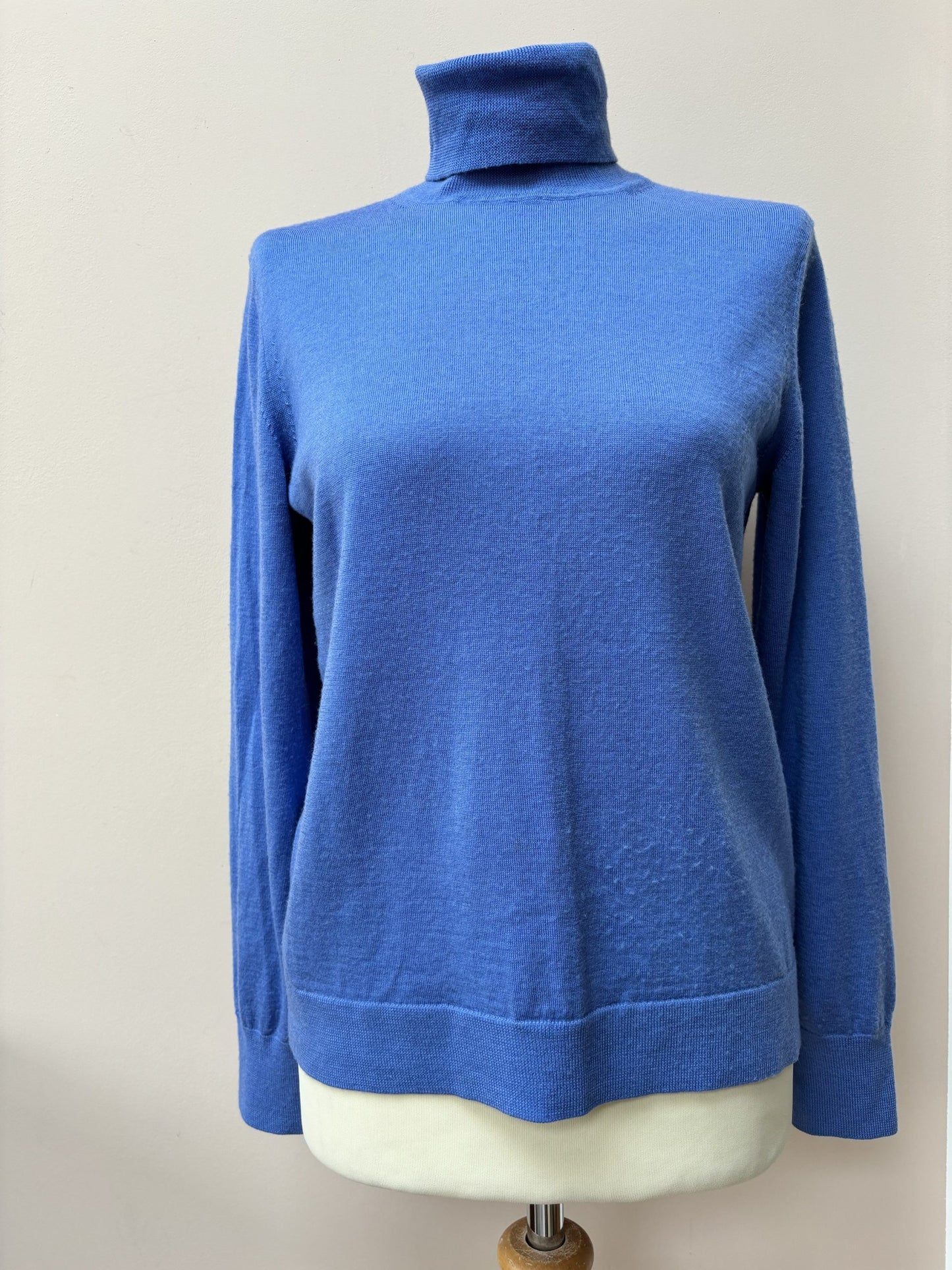 Merino wool polo neck size 10