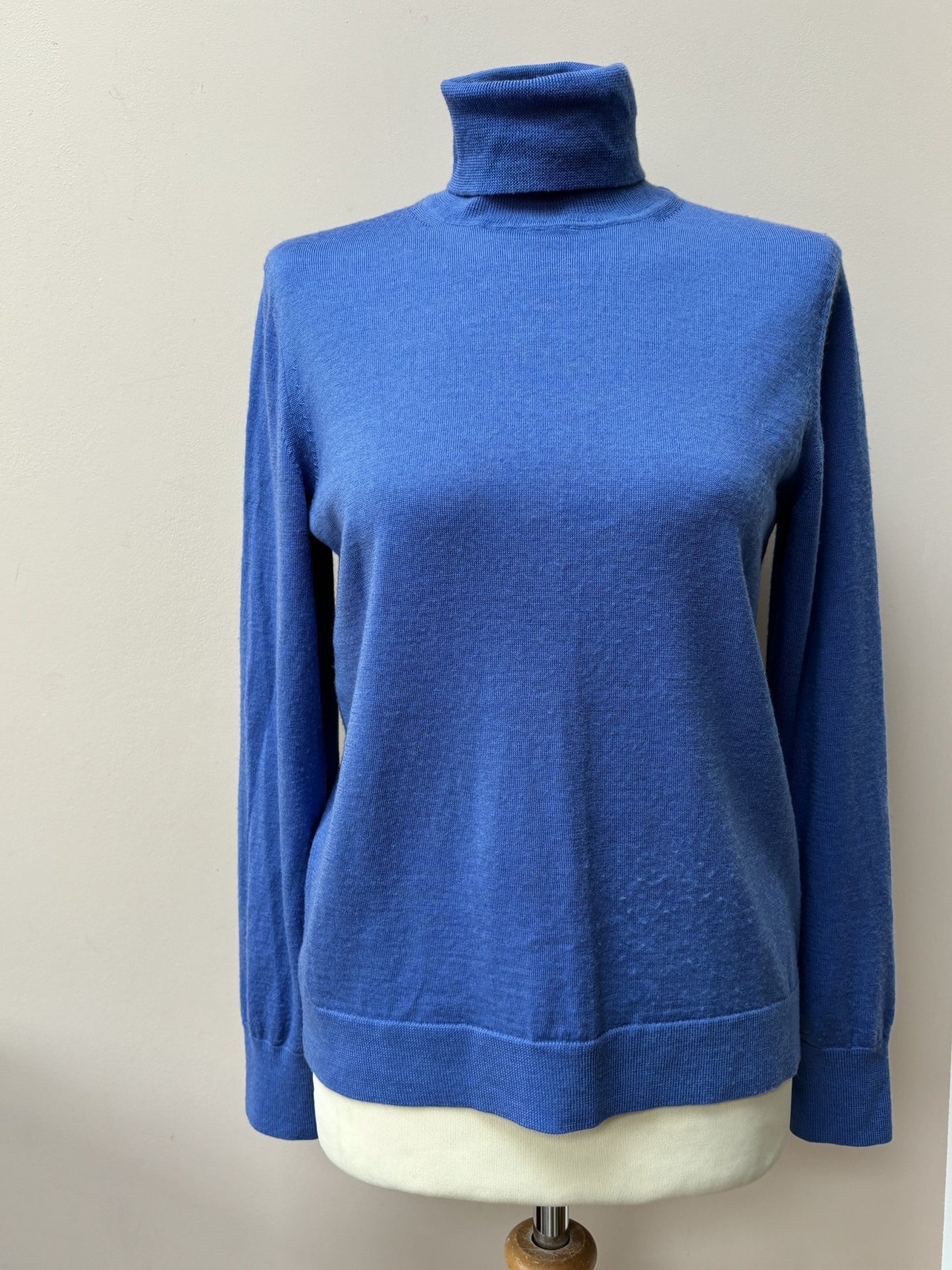 Merino wool polo neck size 10