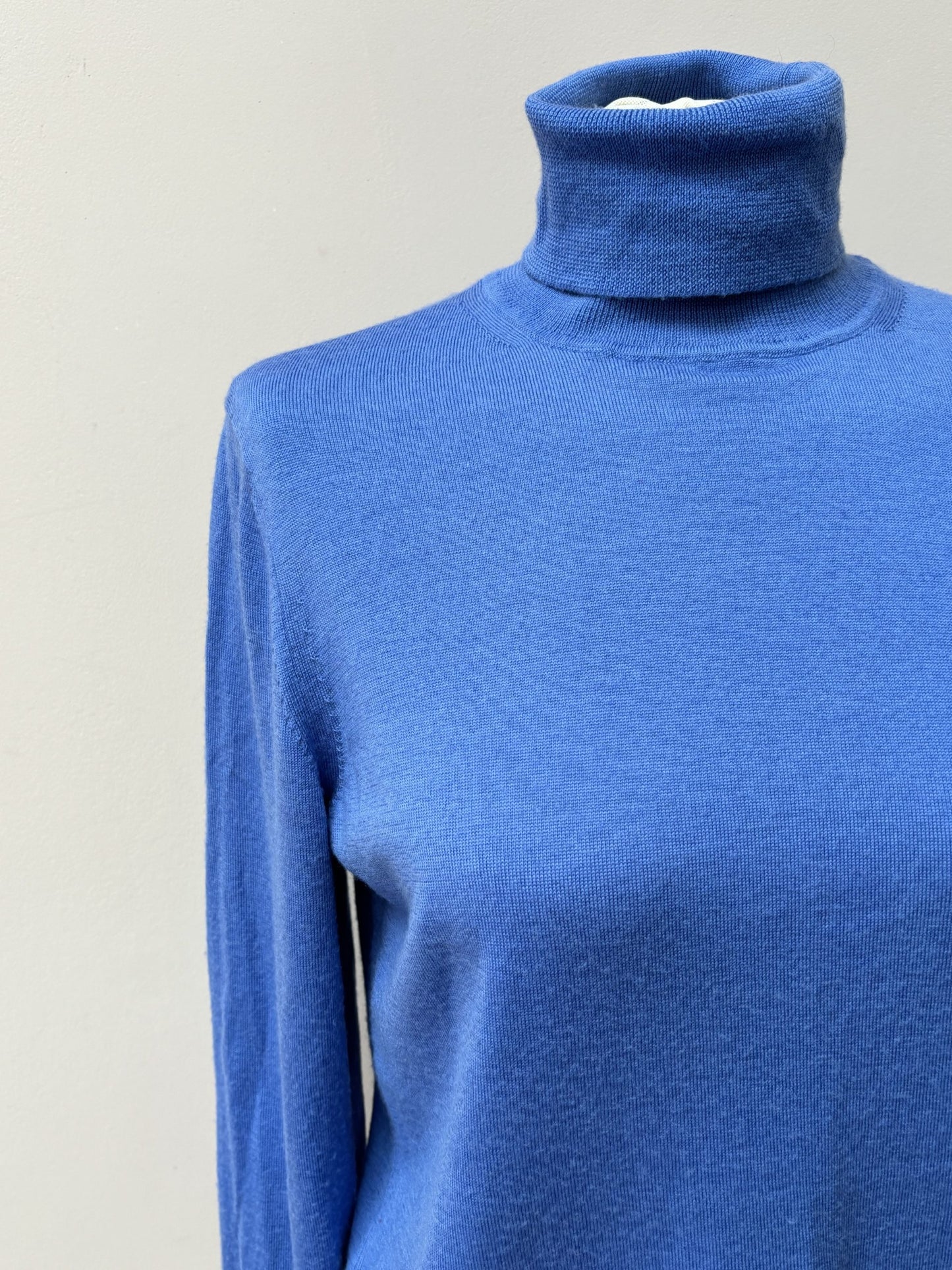 Merino wool polo neck size 10