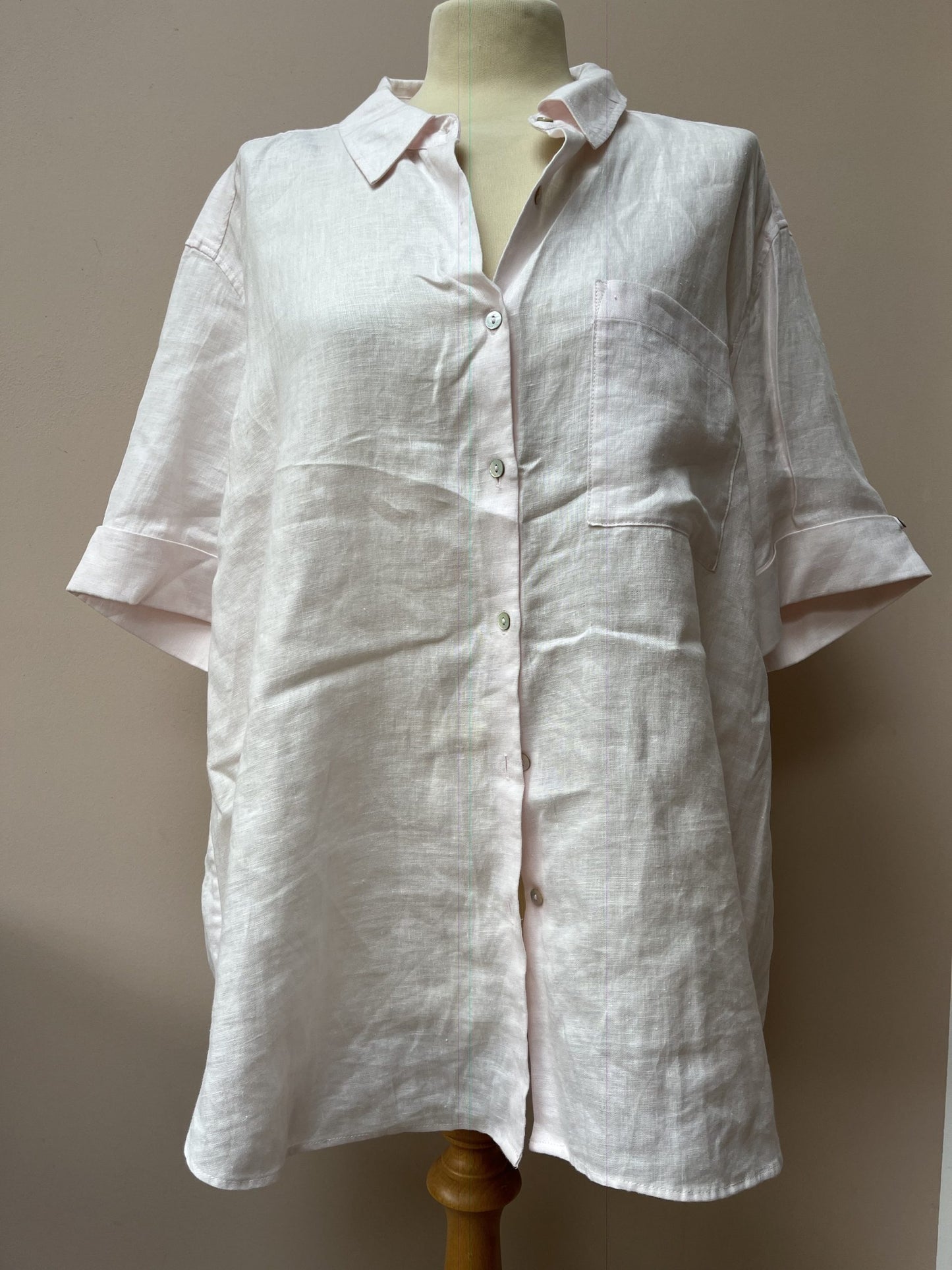 Pale pink linen size 18