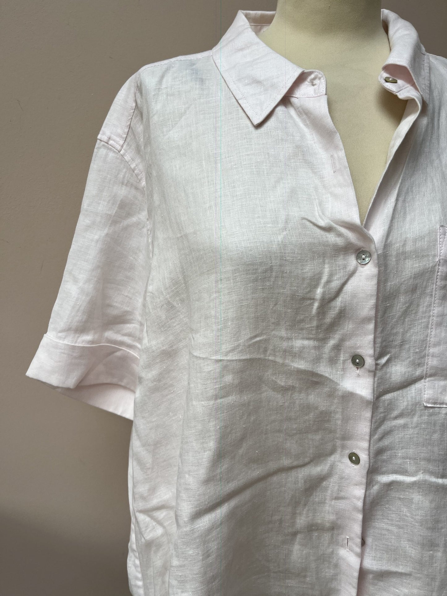 Pale pink linen size 18