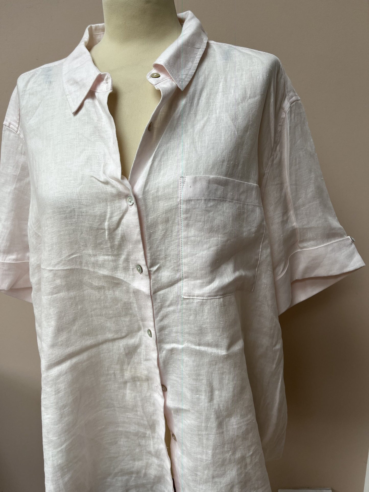 Pale pink linen size 18