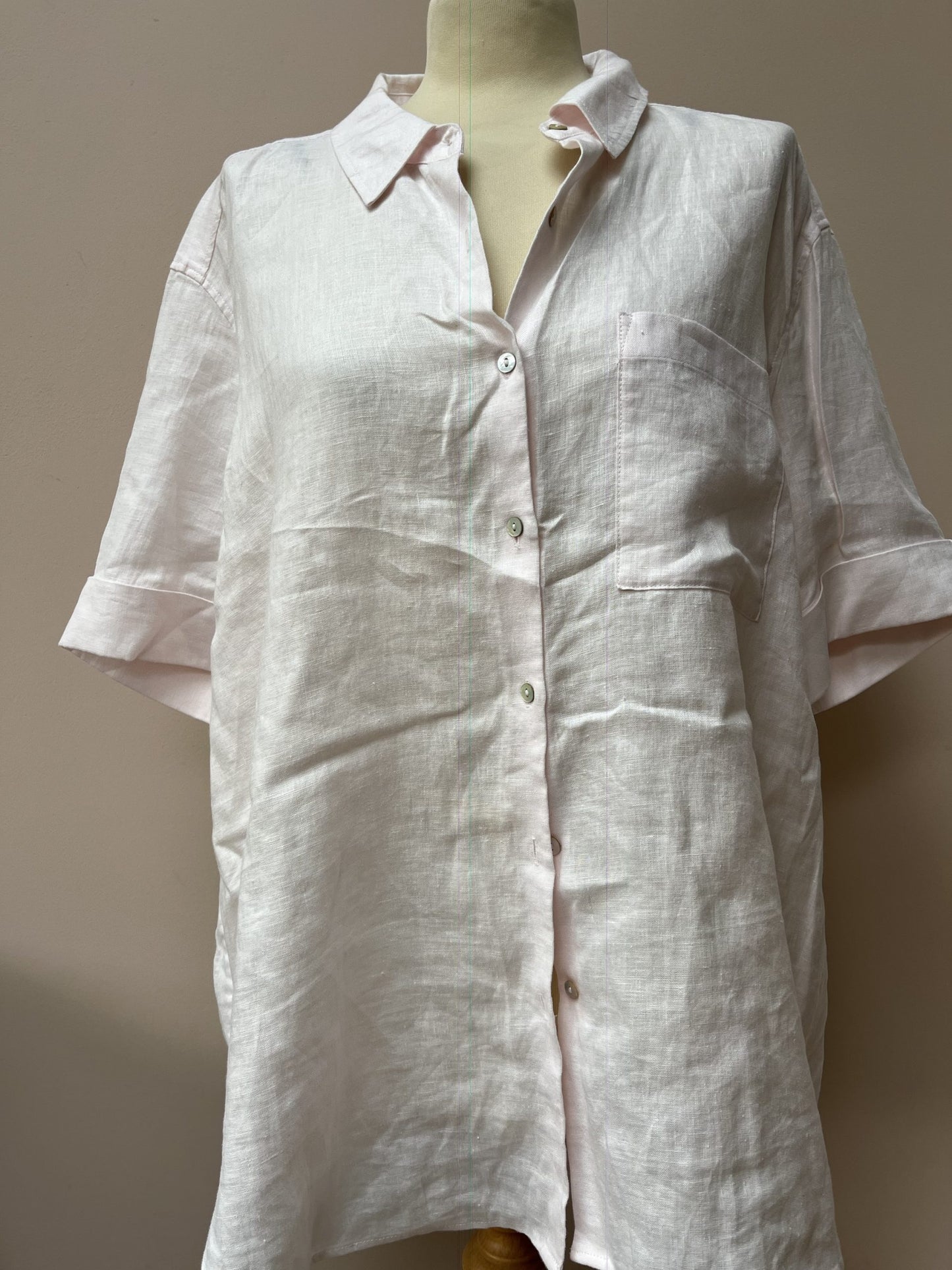 Pale pink linen size 18
